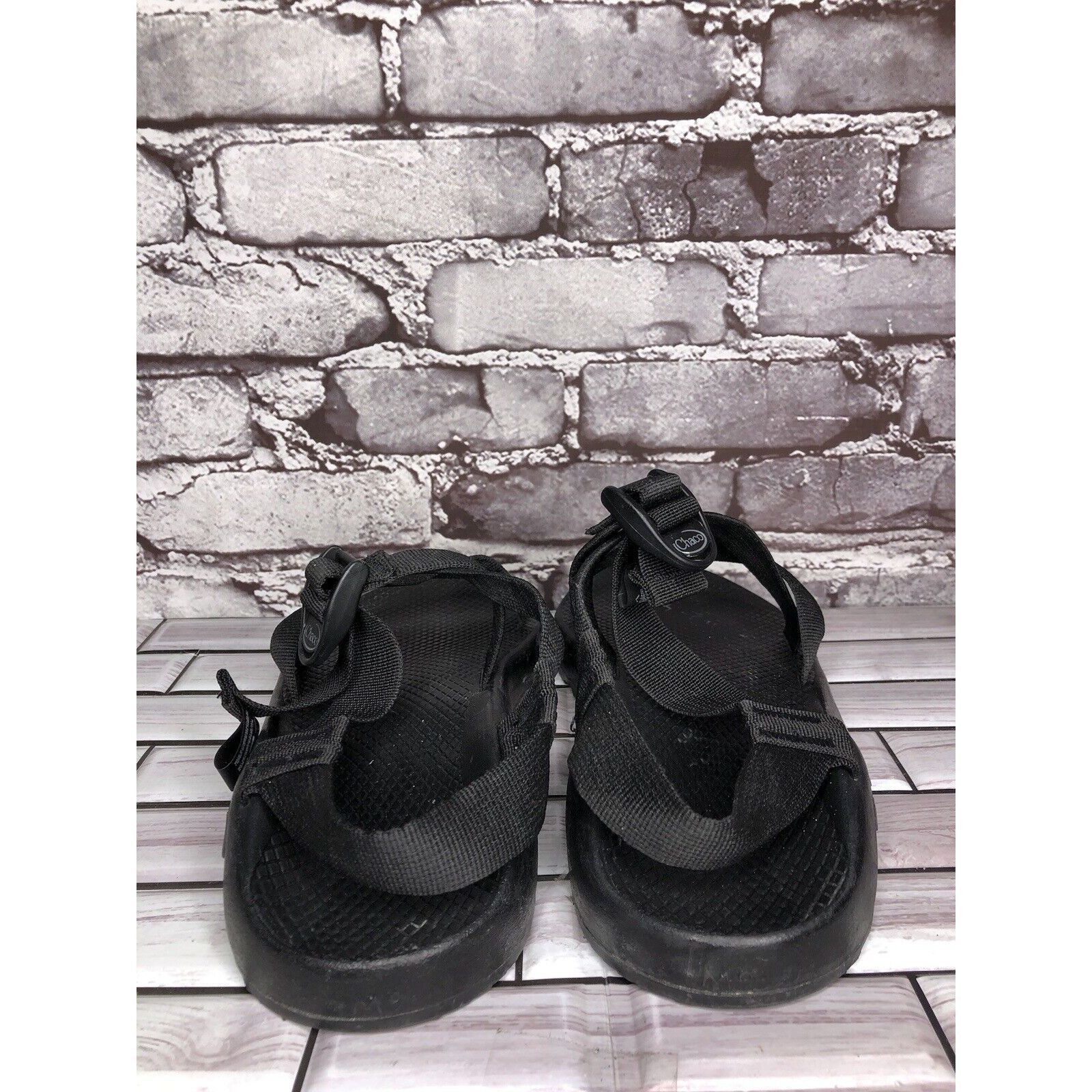 Chaco Chaco Black Synthetic Cross Strap Hiking Rubber Sole Sandals Size US 9 / EU 42 - 3 Thumbnail