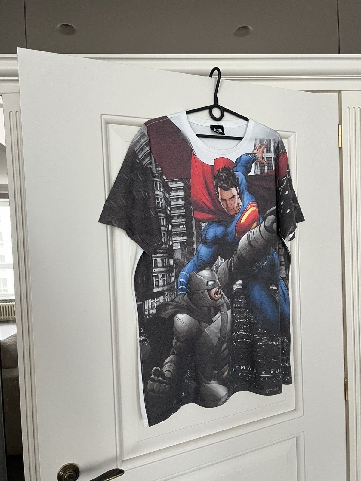 DC Comics Batman vs Superman T-Shirt DC All Over Print Graphic Tee Size US L / EU 52-54 / 3 - 4 Thumbnail