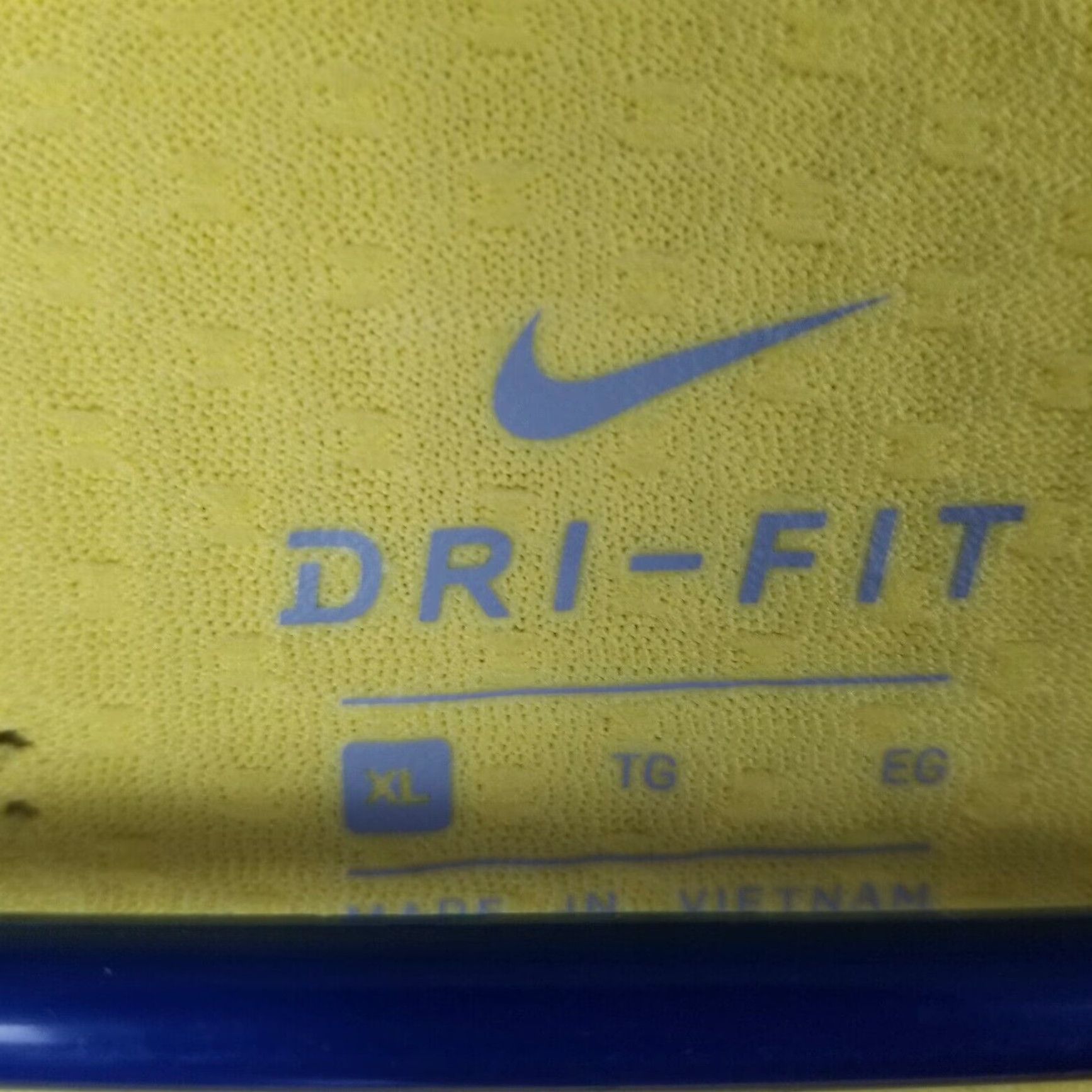 Nike Nike Woman Long Sleeve T-Shirt XL Extra Large Yellow Athletic Gym Size XL / US 12-14 / IT 48-50 - 3 Thumbnail