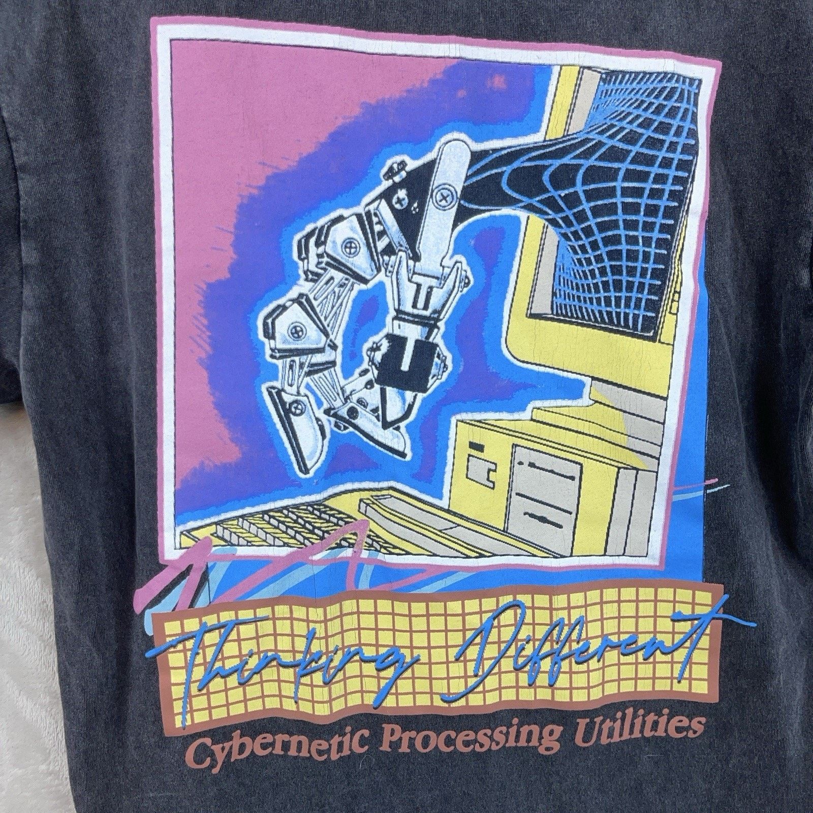 Other Thinking Different CPU Mens T Shirt Small Black Vintage Wash Size US S / EU 44-46 / 1 - 8 Thumbnail
