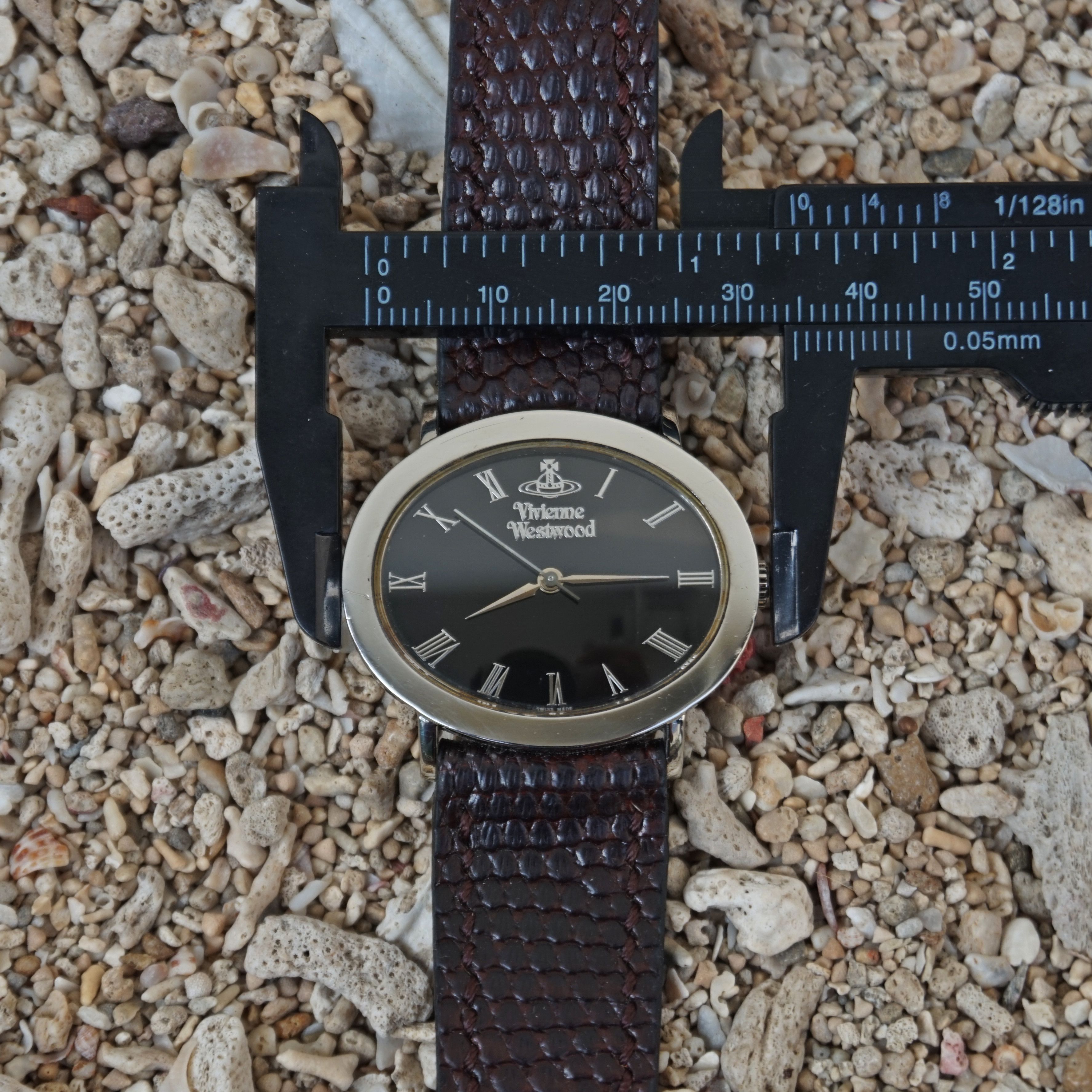 Vivienne Westwood 90s Vivienne Westwood Oval Watch Swiss Made Size ONE SIZE - 6 Thumbnail