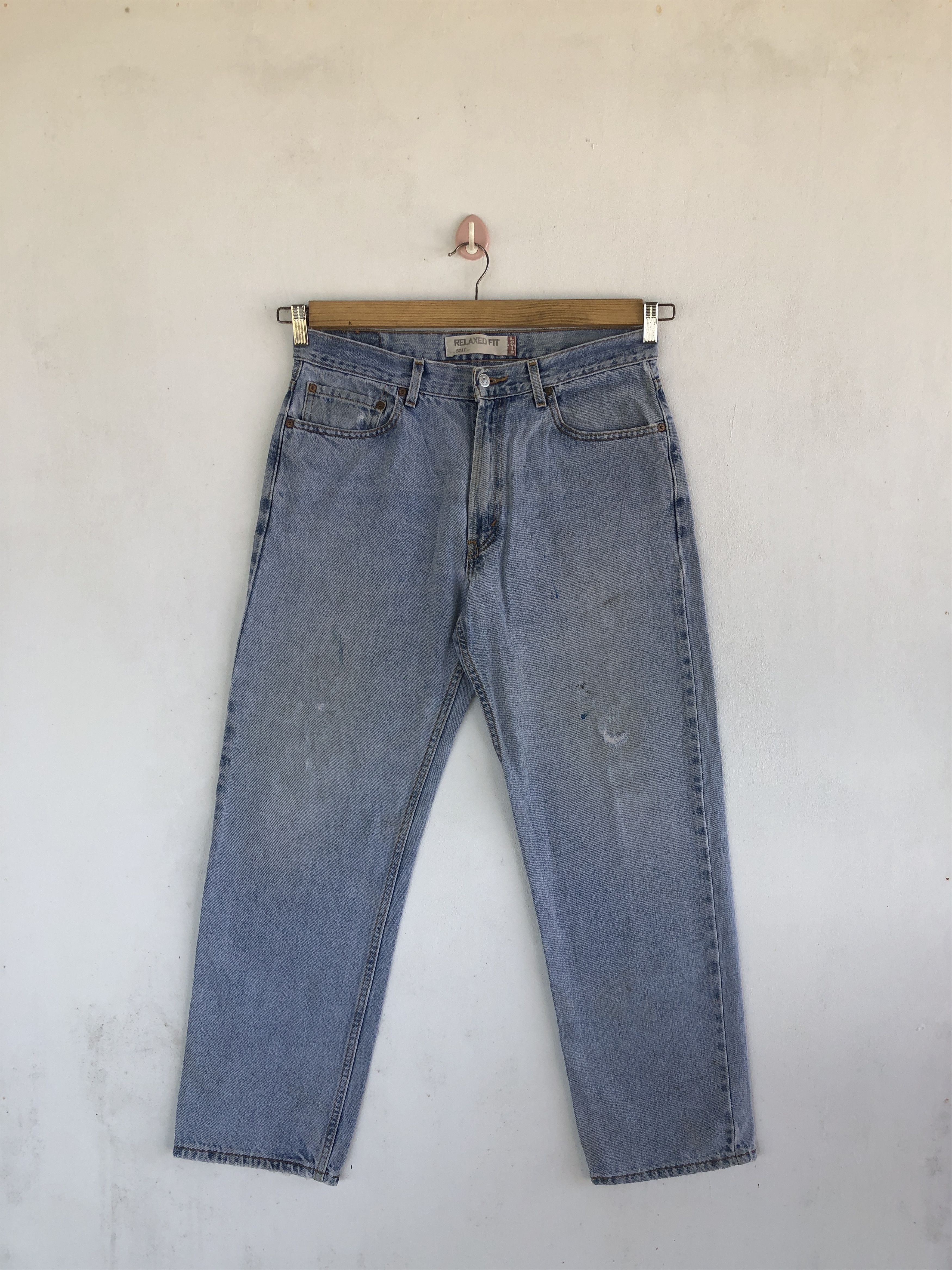 Levi's Vintage Levis 550 Sunfaded Jeans Light Wash Distressed Denim Size US 32 / EU 48 - 1 Thumbnail
