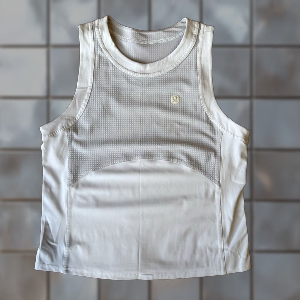 Lululemon Lululemon Sleeveless Shirt Women 4 Gray Vent Surge Workout Athleisure Tank Top Racerback Crew Neck Size S / US 4 / IT 40 - 1 Thumbnail