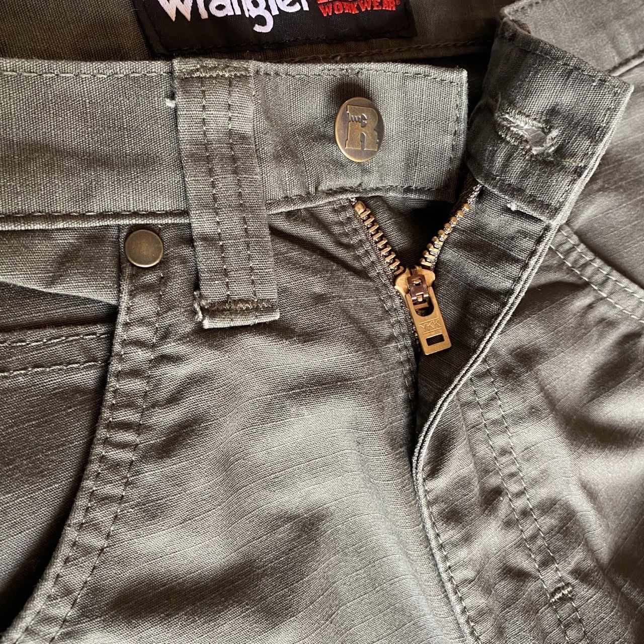 Carhartt × Wrangler (30x32) Crazy Vintage Wrangler Cargo Riggs Workwear Size US 30 / EU 46 - 6 Thumbnail