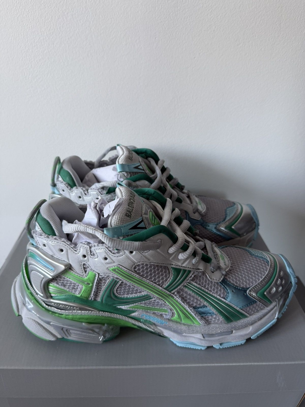 Balenciaga Balenciaga runner 44 eu Size US 11 / EU 44 - 6 Thumbnail