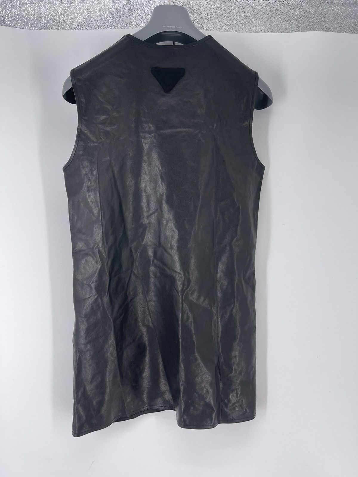 Prada Prada Sleeveless Vitello Jacket Size US S / EU 44-46 / 1 - 5 Thumbnail