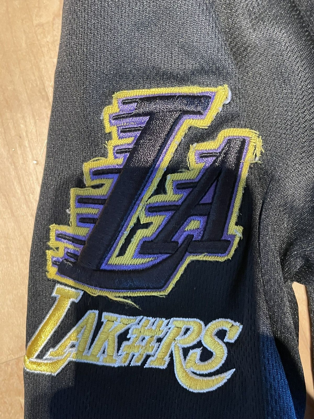 NBA × Vintage Lakers zip Size US S / EU 44-46 / 1 - 3 Thumbnail