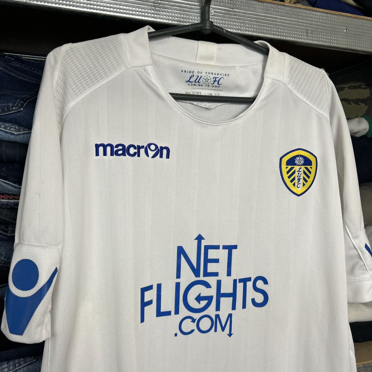 Macron Vintage Macron FC Leeds United home soccer jersey Size US XXL / EU 58 / 5 - 2 Thumbnail