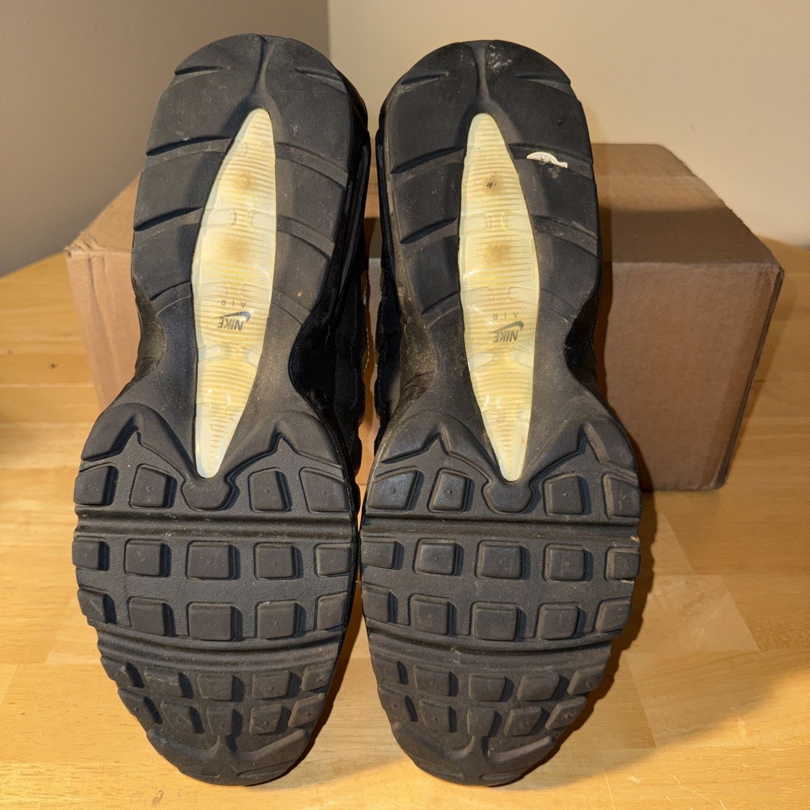Nike Size 13 - Nike Air Max 95 Premium Metallic Gold No Box Size US 13 / EU 46 - 7 Thumbnail