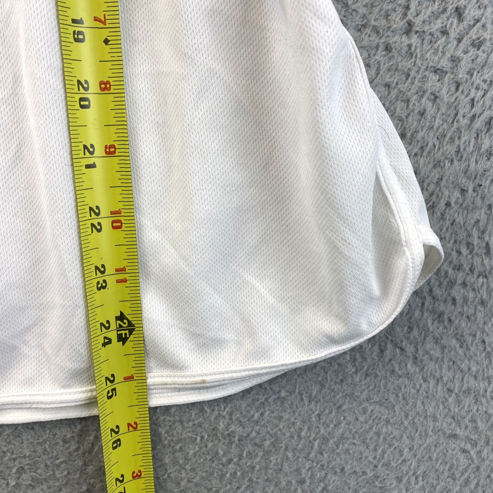 Nike Nike Shirt Women L White Pink Swoosh Tank Top DriFit Sleeveless Ladies/87-5 Size L / US 10 / IT 46 - 6 Thumbnail