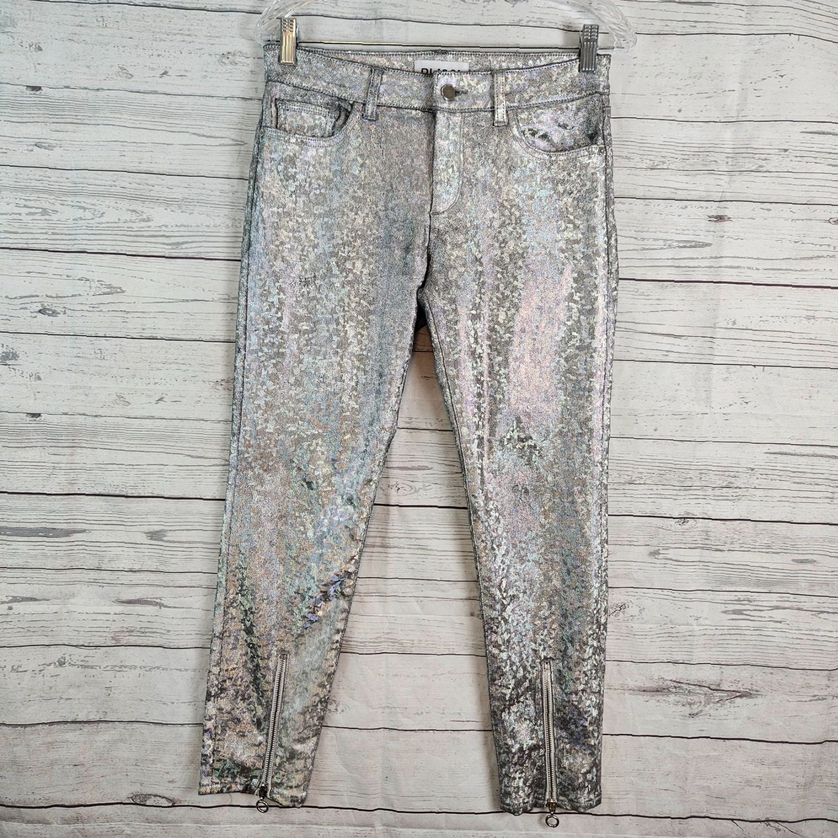 DL1961 DL1961 Womens Florence Instasculpt Cropped Jeans 27 Silver Denim Ankle Zip Mid Rise Jeans Womens 27 Silver DL1961 Florence Instasculpt Cropped Size 27" / US 4 / IT 40 - 2 Thumbnail
