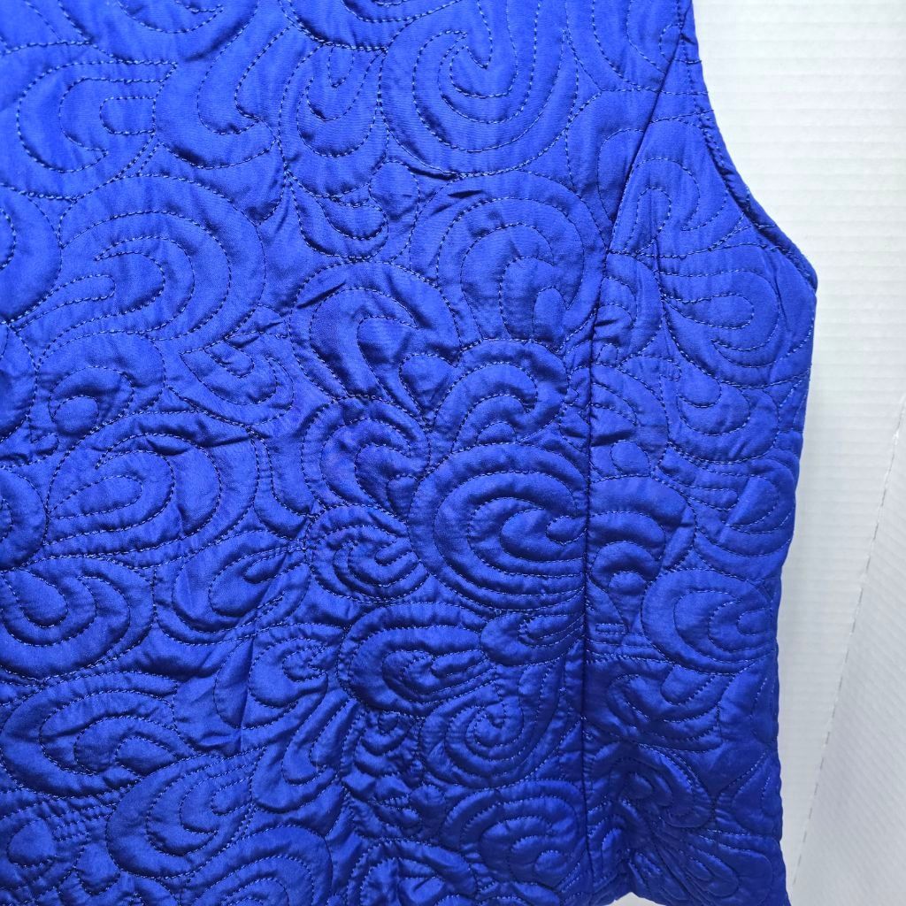 The Unbranded Brand Women's Christopher & Banks Blue Quilted Vest Petite P/L Size S / US 4 / IT 40 - 7 Thumbnail