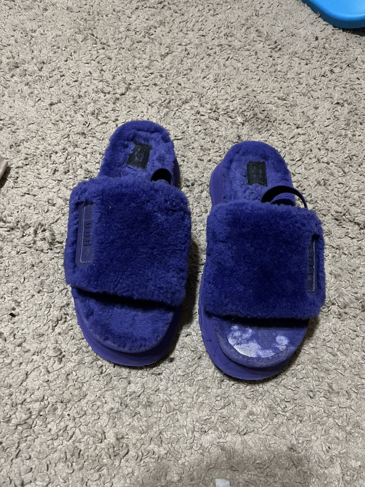 Ugg Women's UGG Disco Slide Fluffy Comfort Slip-On Size US 8 / IT 38 - 1 Thumbnail
