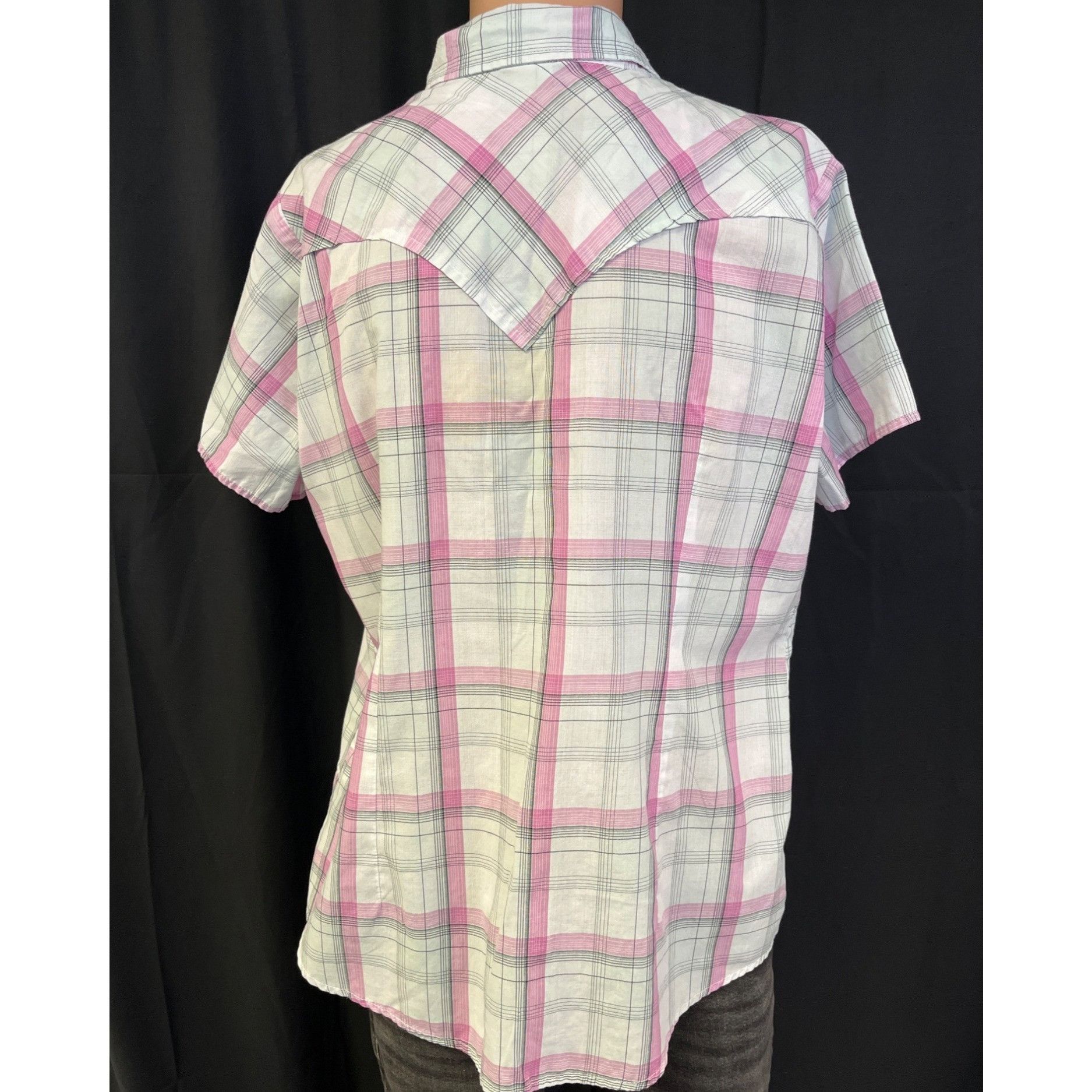 Wrangler Wrangler Women's Pink Plaid Shirt/Pearl Snaps Sz XL SKU 4864 Size XL / US 12-14 / IT 48-50 - 2 Thumbnail