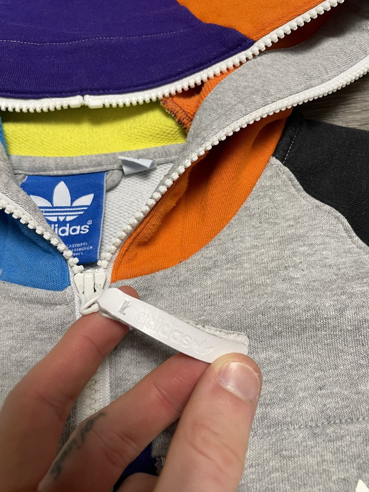 Adidas Vintage Adidas Multicolour Full Zip-Up Hoodie Y2K Rare Size US M / EU 48-50 / 2 - 12 Thumbnail