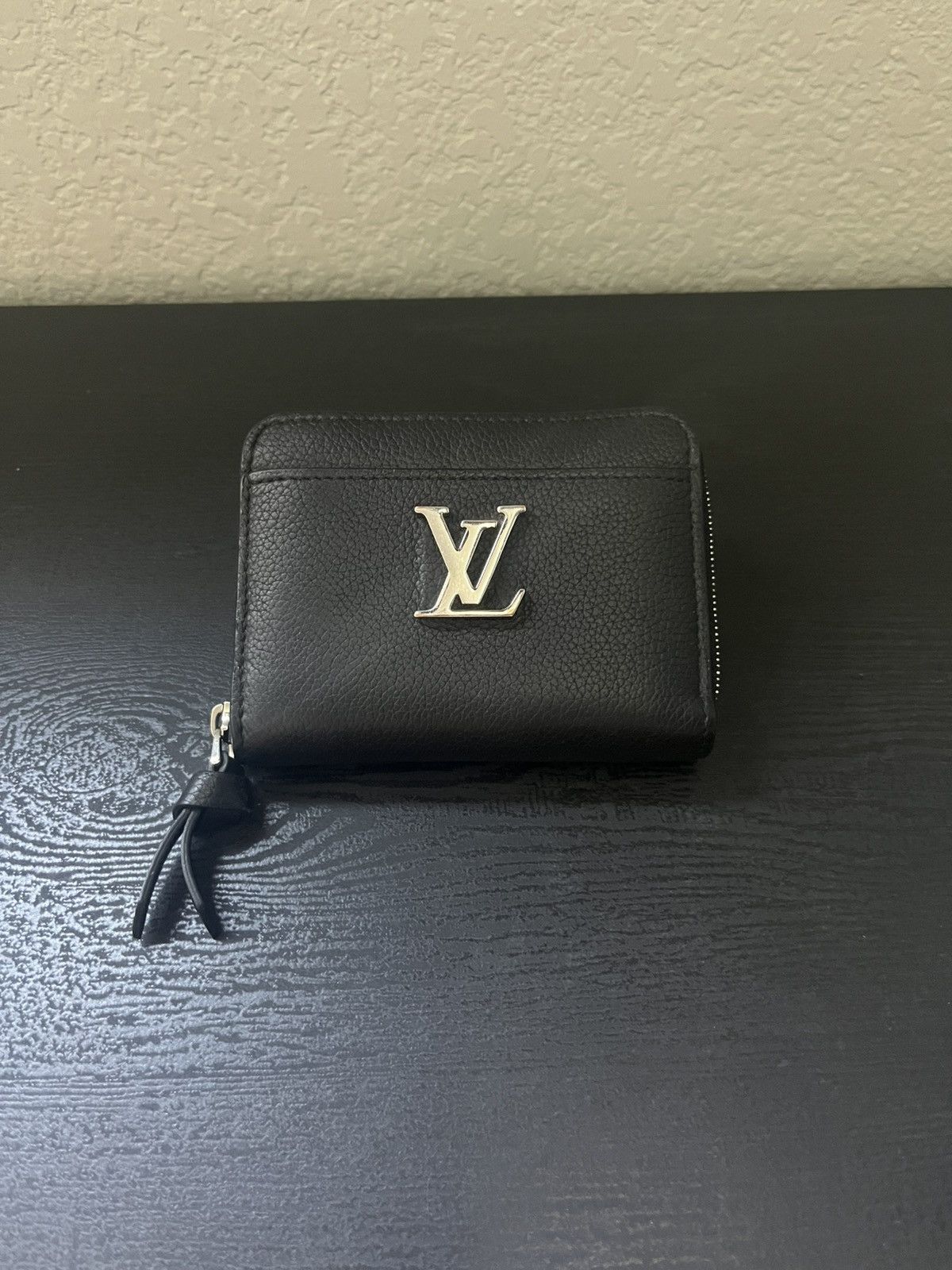 Louis Vuitton LOUIS VUITTON Lockme Zippy Coin Purse Wallet Size ONE SIZE - 1 Thumbnail