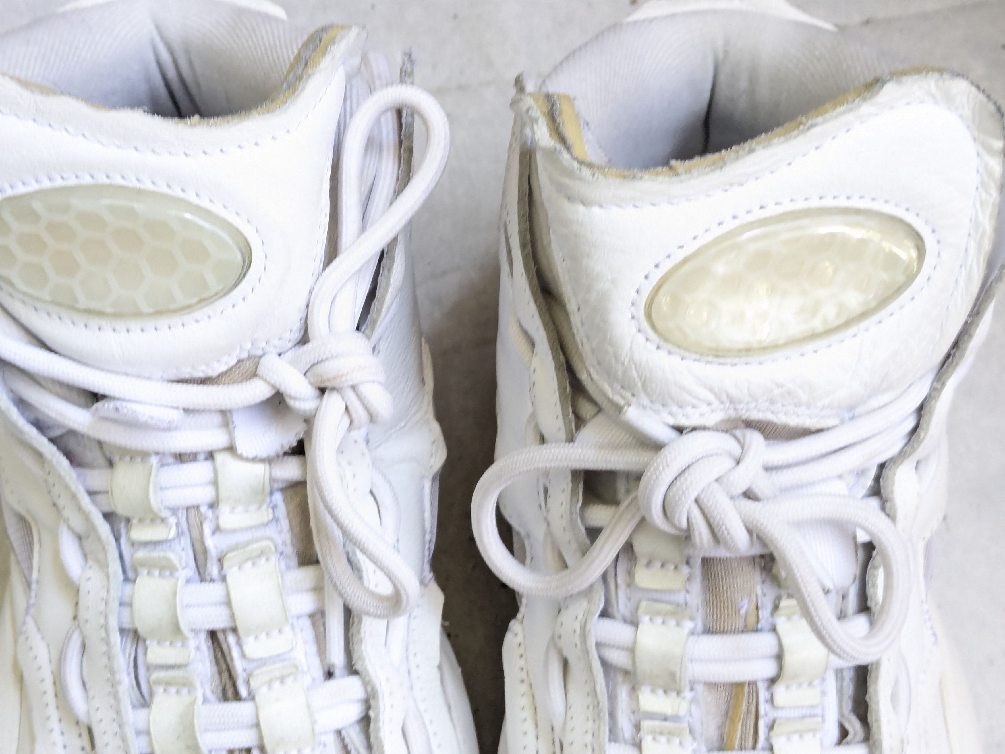 Maison Margiela × Reebok Maison Margiela Reebok Question White 9 High Tops Leather Size US 9 / EU 42 - 4 Thumbnail