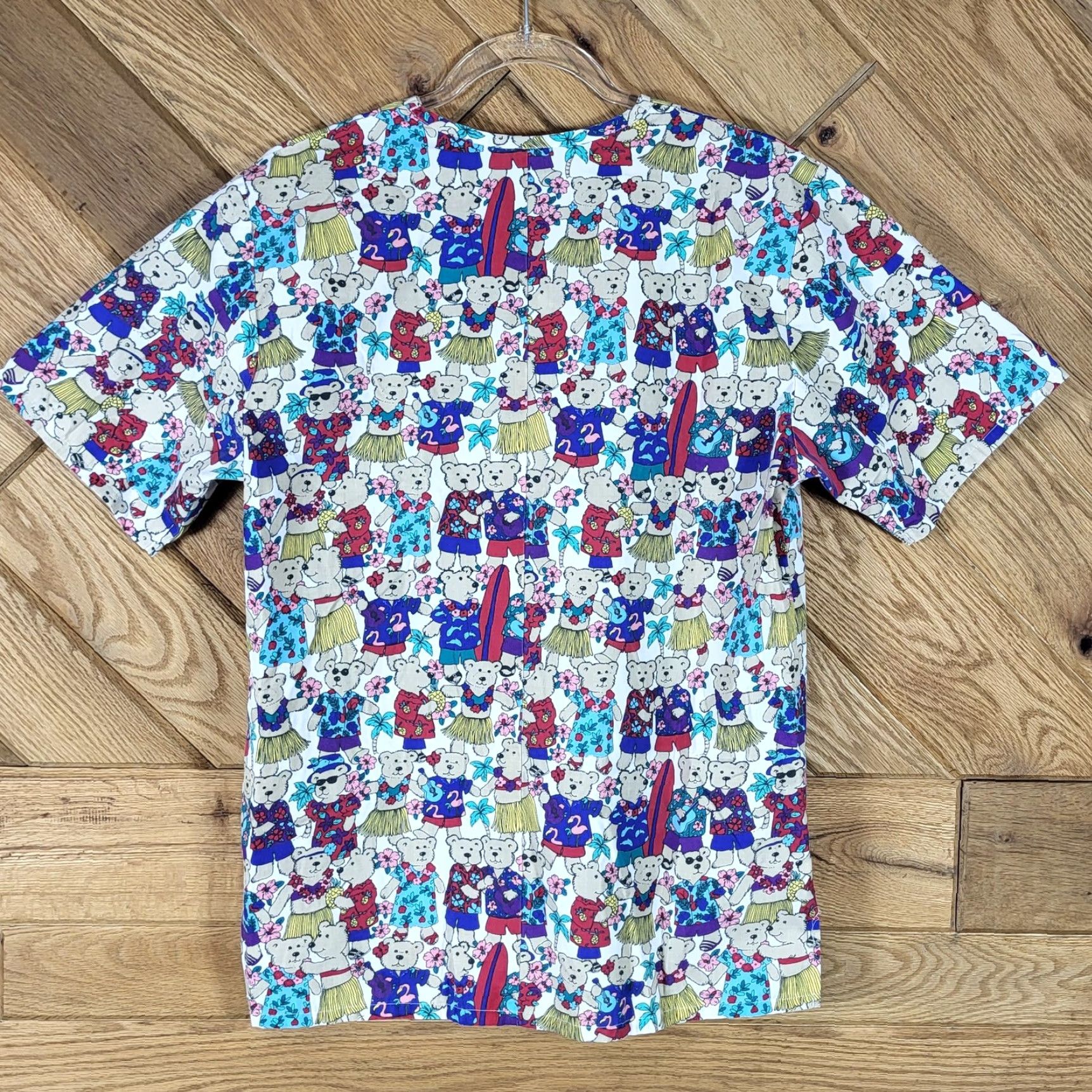 Vintage Barco Womens Scrub Top Medical V-Neck Pockets Hawaiian Bear Print S Multi Womens Barco Birko? Size S / US 4 / IT 40 - 3 Thumbnail