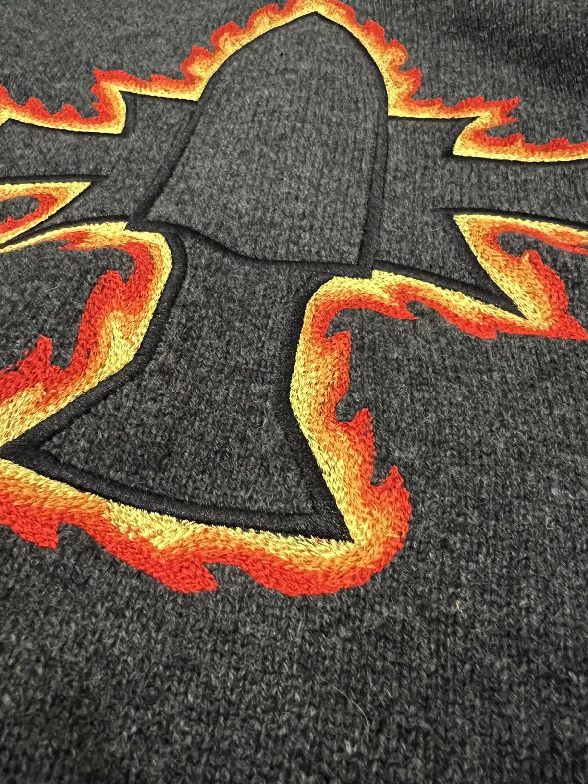 Who Decides War 1o1 Sample motif knit sweater Size US S / EU 44-46 / 1 - 4 Thumbnail
