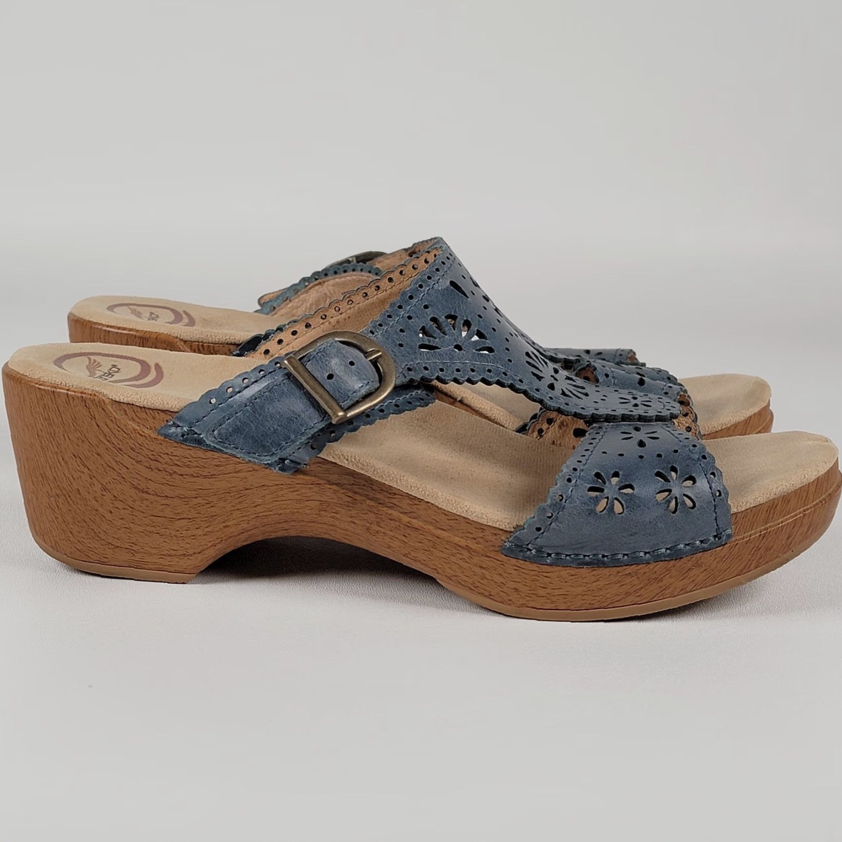 Dansko Dansko Women's Sandal Blue Flower Cut Leather Platform Heel 42 EU 11.5-12 Size US 11.5 / IT 41.5 - 2 Thumbnail