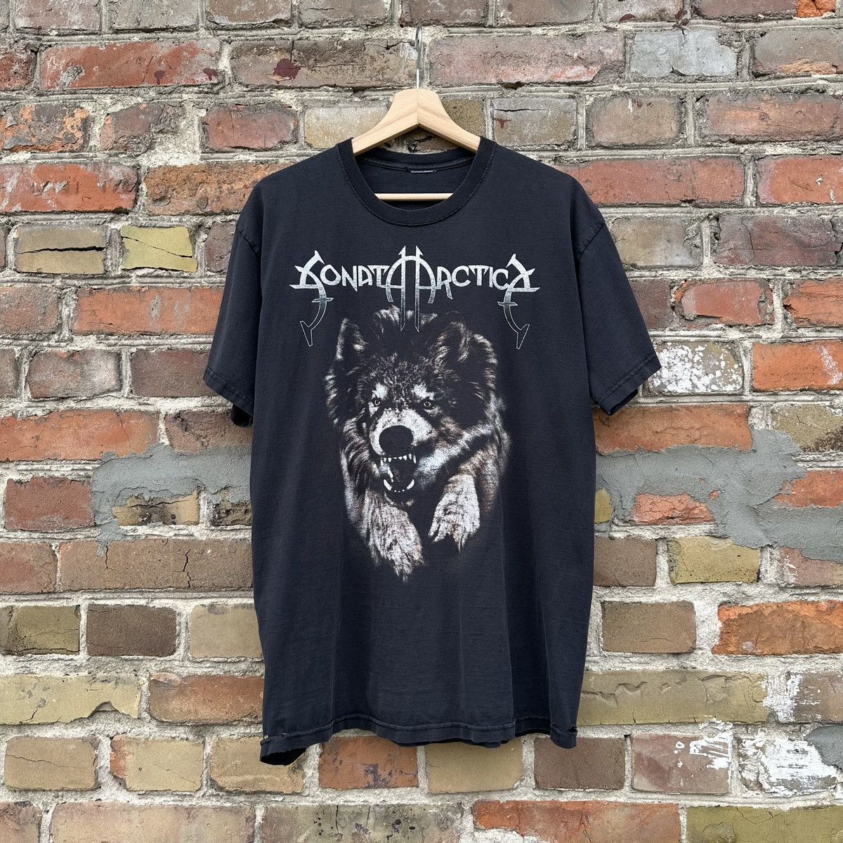 Band Tees Sonata Arctica Vintage 00s T-Shirt Band Destroyed L Merch Size US L / EU 52-54 / 3 - 1 Thumbnail