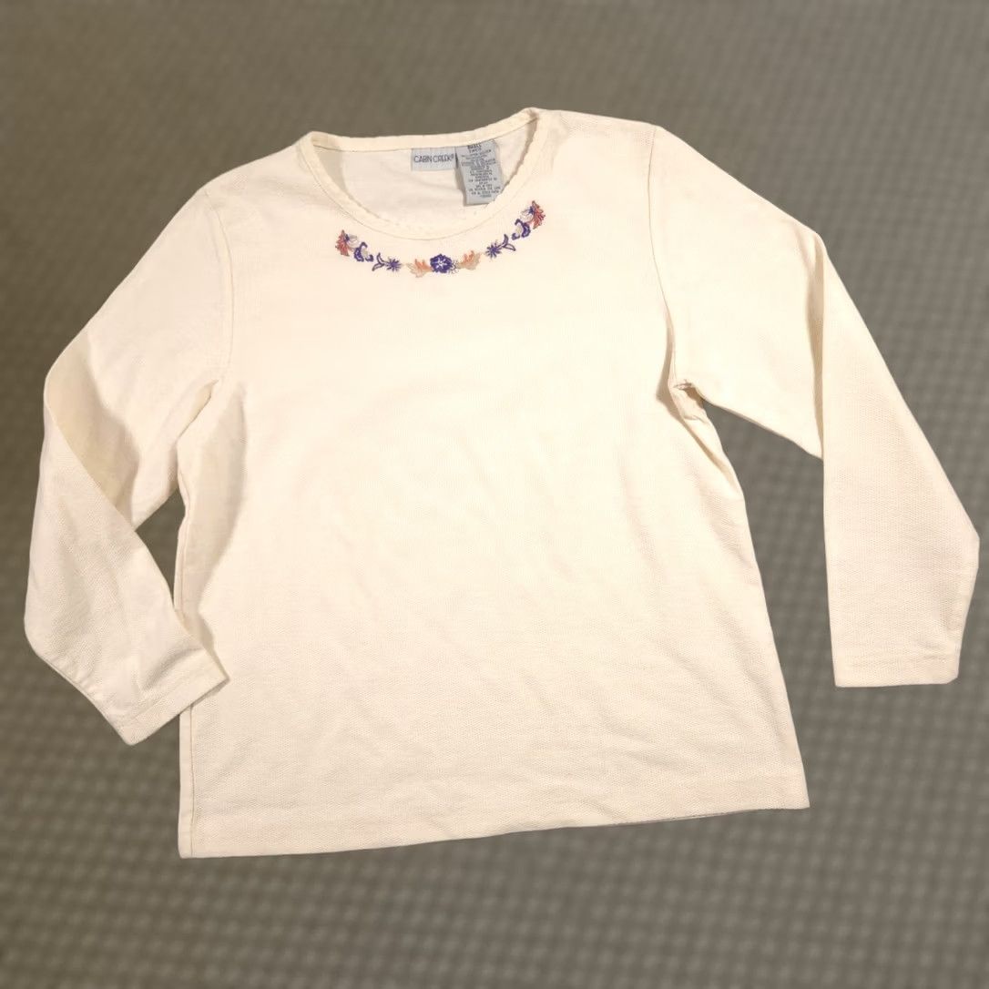 Vintage VINTAGE Cabin Creek Shirt Womens Small Ivory Floral Embroidered Thermal Long Sleeve Top Size S / US 4 / IT 40 - 1 Thumbnail