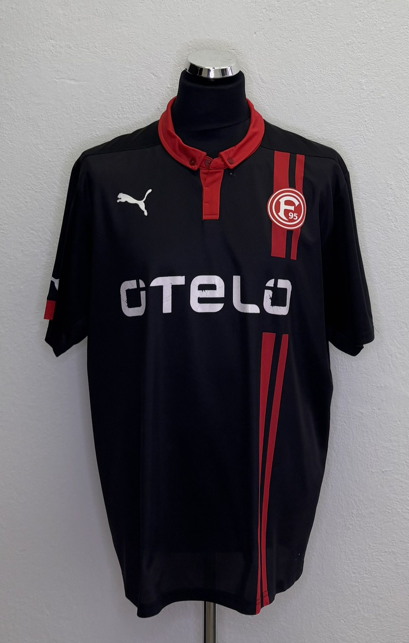 Puma Fortuna Dusseldorf 2014-2015 Puma Football Jersey Size XXL Size US XXL / EU 58 / 5 - 1 Thumbnail