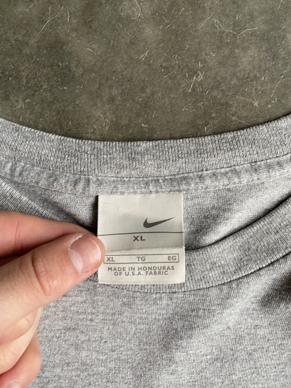 Nike Y2K Nike Just Do It Box Logo Vintage Tee Size US XL / EU 56 / 4 - 3 Thumbnail