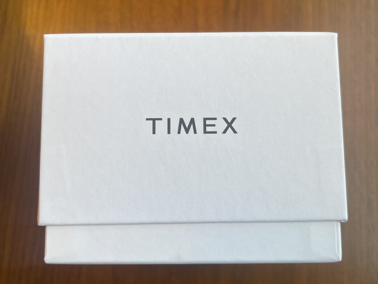 Noah × Timex Noah X Timex Sun And Moon Watch Size ONE SIZE - 5 Thumbnail