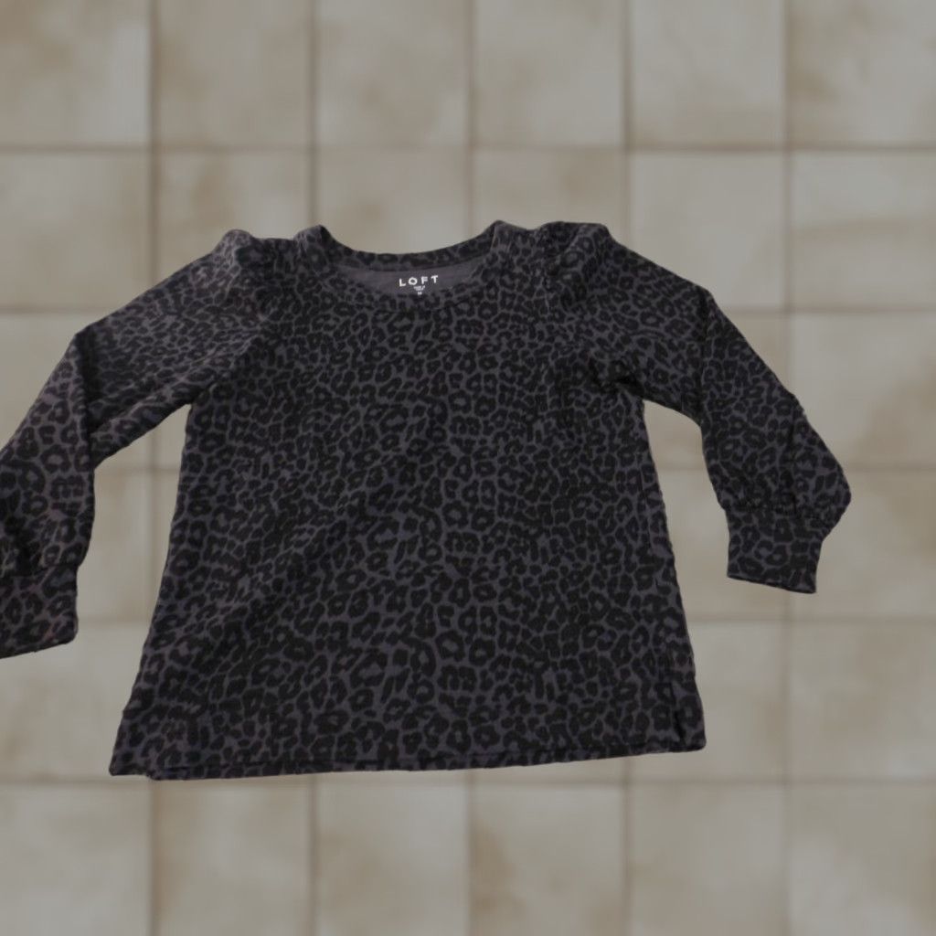 Ann Taylor Loft Animal Print Knit Pullover Blouse Womens Medium Gray Stretch Cotton Knit Round Neck Long Sleeve Casual Size M / US 6-8 / IT 42-44 - 1 Thumbnail
