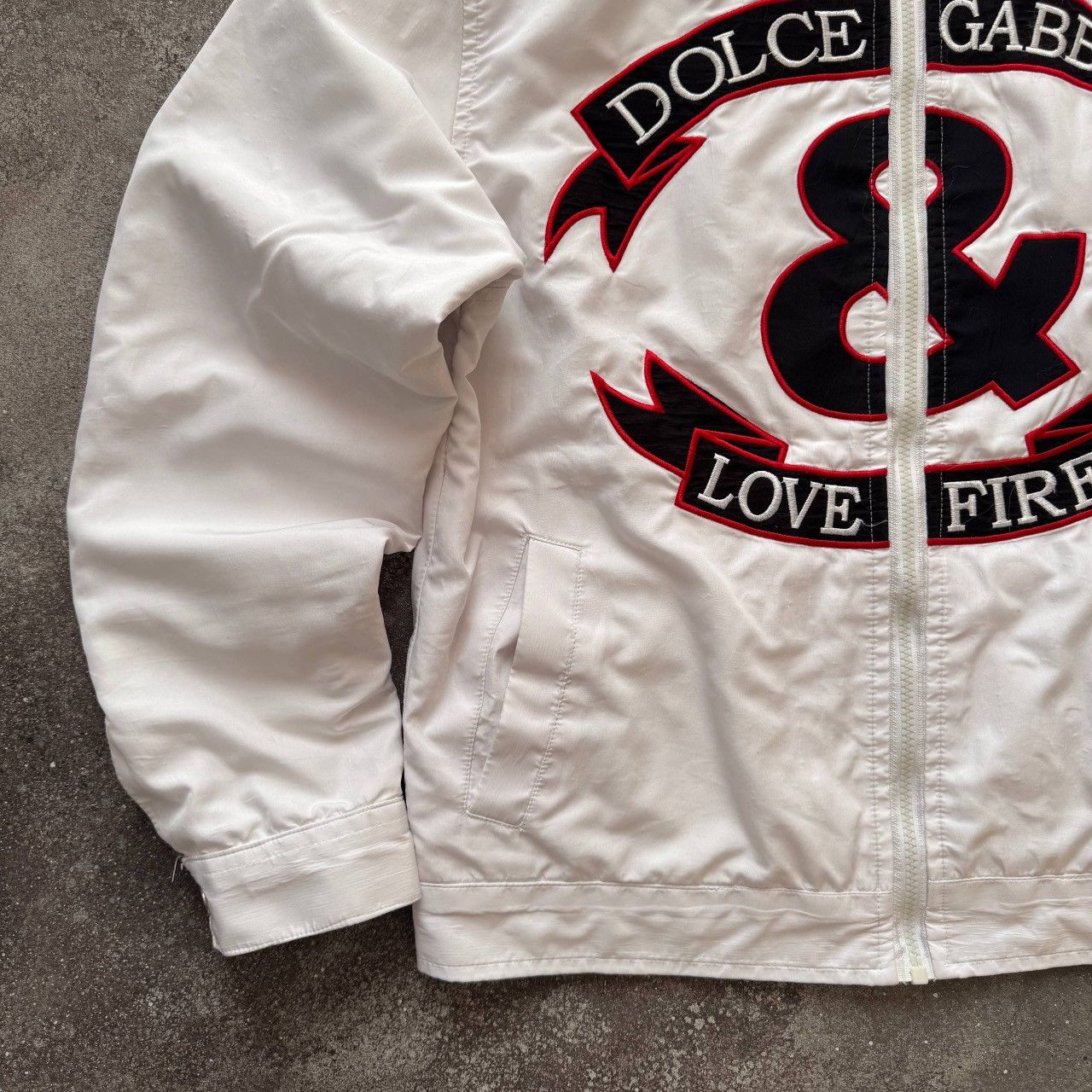 Vintage D&G Vintage Big Logo Zip Jacket Size US L / EU 52-54 / 3 - 7 Thumbnail