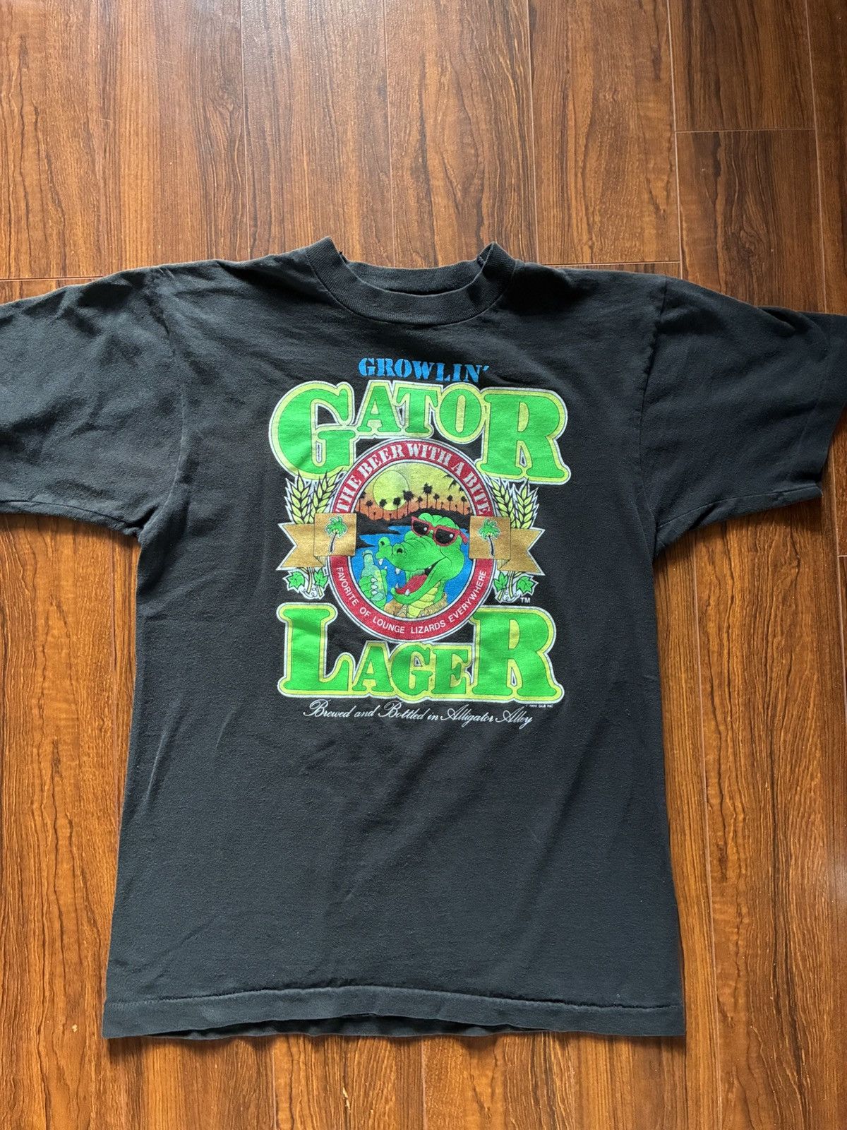 Fruit Of The Loom Vintage 90s Growlin Gator Lager Beer T Shirt. Size M Size US M / EU 48-50 / 2 - 1 Thumbnail