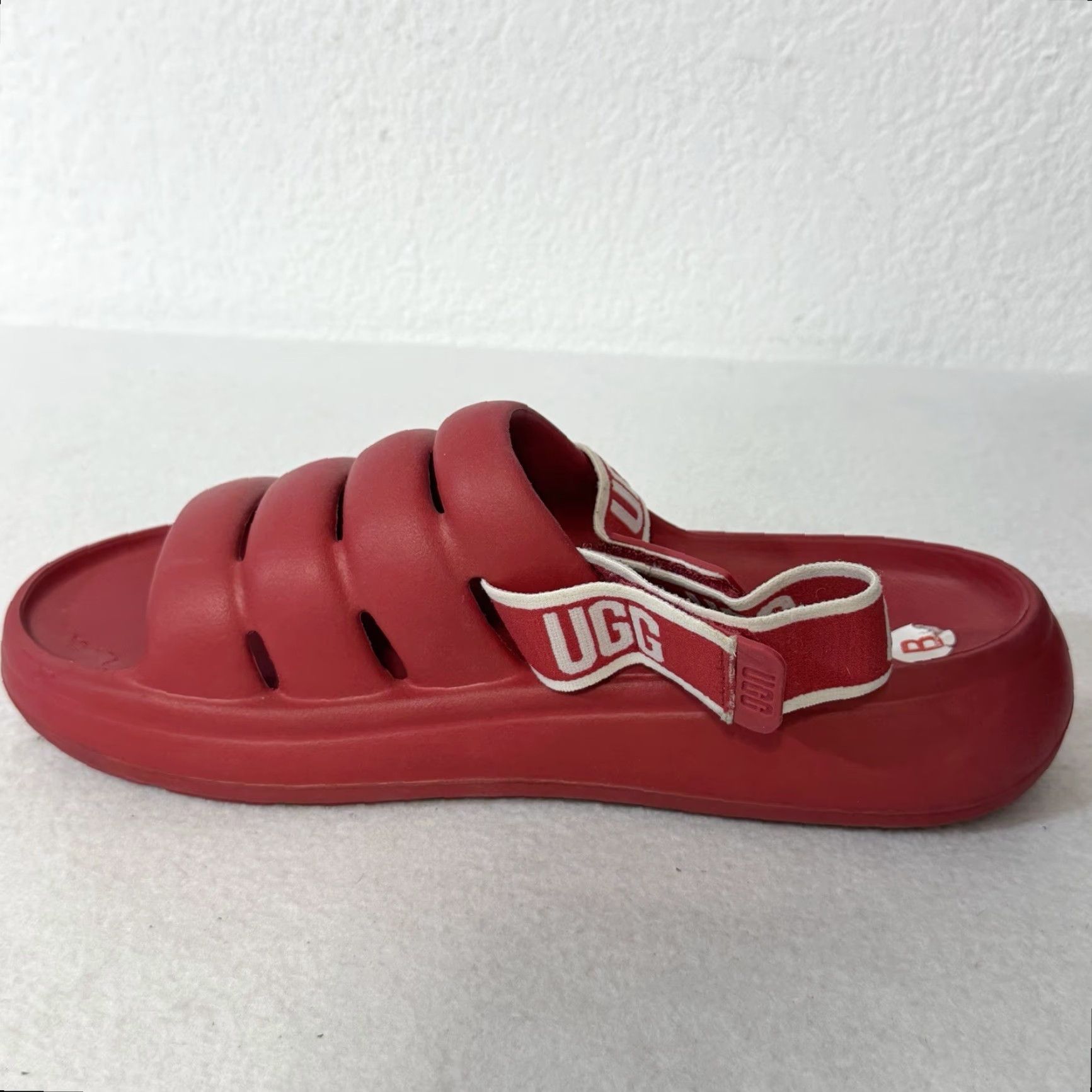 Ugg UGG SPORT YEAH SLIDE WOMENS US 11 SAMBA RED WATERPROOF SANDAL SLIDE SHOE Red 11 Womens Sport Yeah Slid‍e Size US 11 / IT 41 - 6 Thumbnail