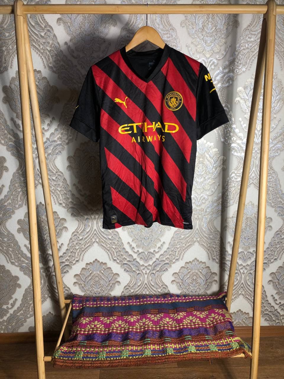 Puma × Vintage VERY RARE PUMA FC MANCHESTER CITY ENGLAND SOCCER JERSEY Y2K Size US M / EU 48-50 / 2 - 1 Thumbnail
