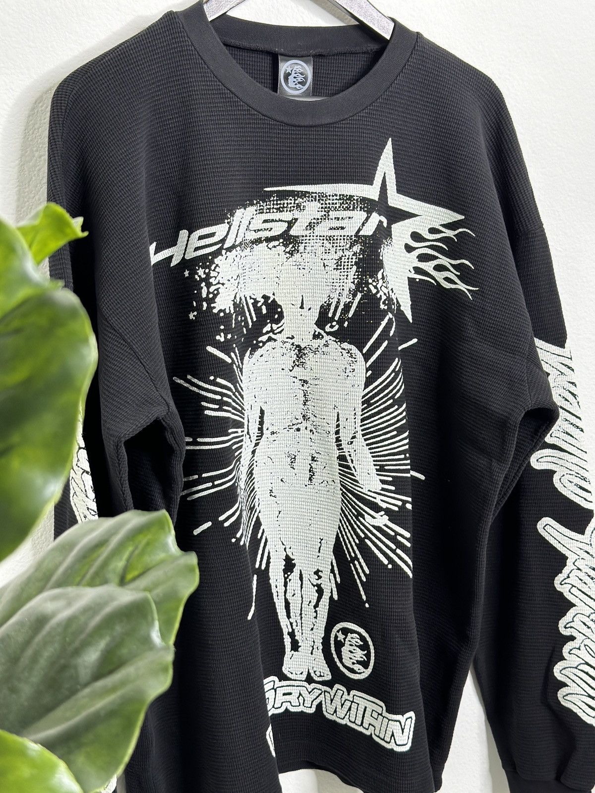 HELLSTAR Hellstar Studios Victory Thermal | Grailed