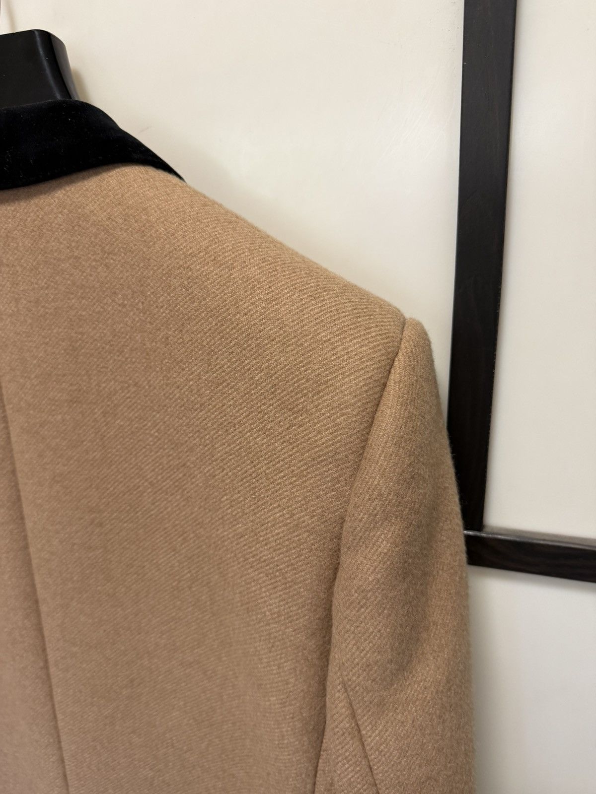 Celine × Hedi Slimane UNRELEASED - FW23 Velvet Collar Camel Chesterfield Coat Size US S / EU 44-46 / 1 - 8 Thumbnail