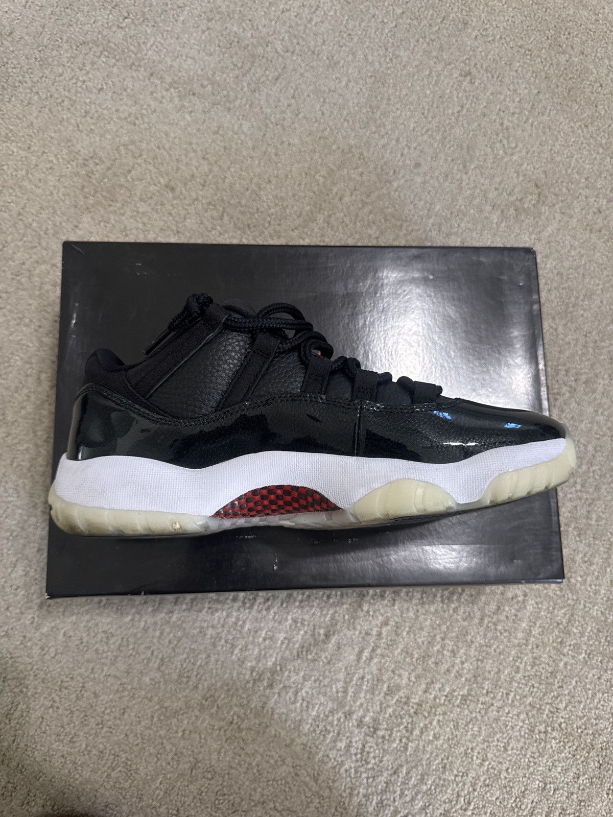Jordan Brand Jordan 11 Retro Low 72-10 Size US 10 / EU 43 - 12 Thumbnail
