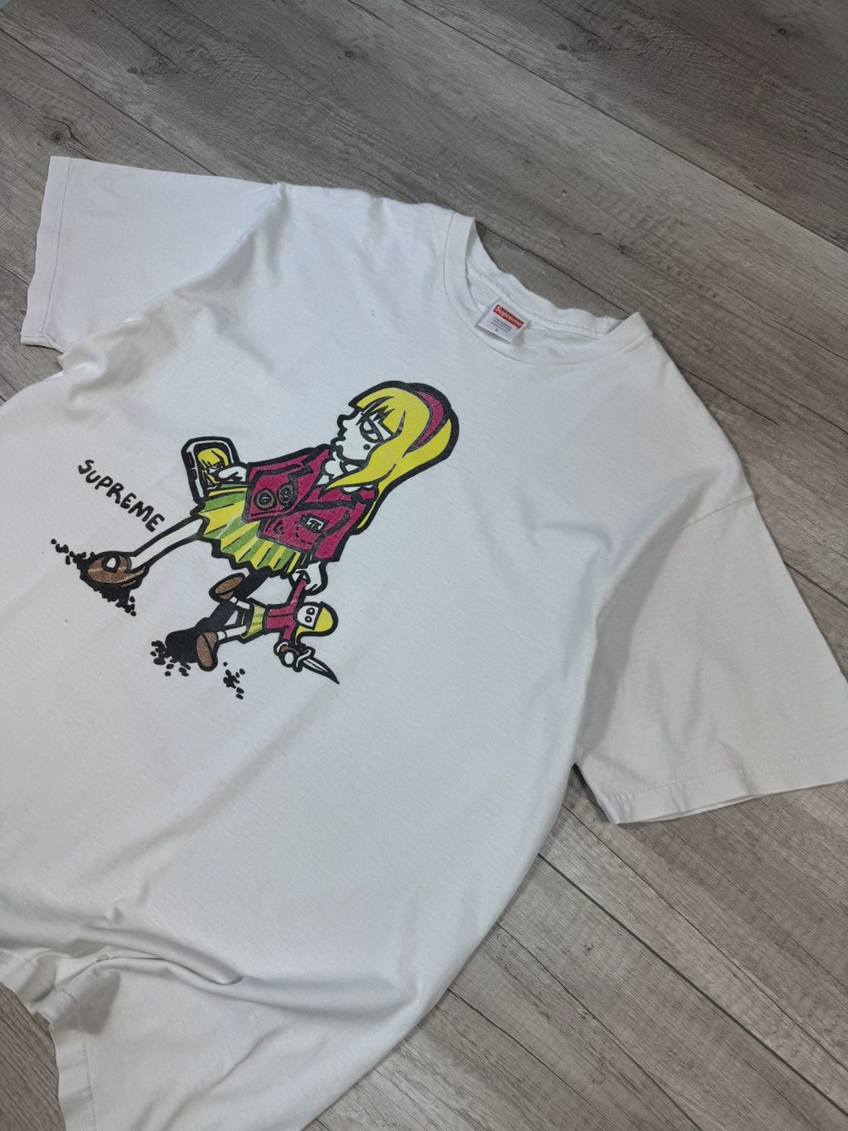 Supreme Supreme suzie switchblade t-shirt ss19 white skateboard tee Size US L / EU 52-54 / 3 - 2 Thumbnail