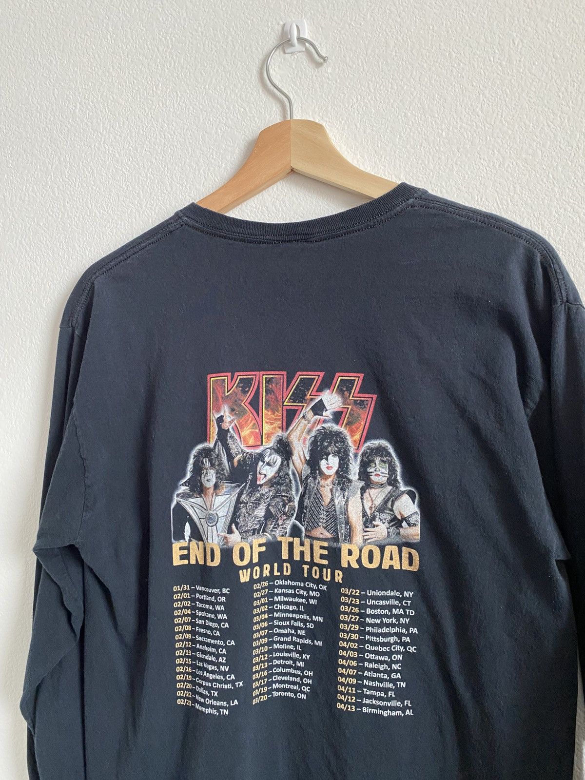 Band Tees 00s KISS End of The Road Tour Band Tee Size US M / EU 48-50 / 2 - 5 Thumbnail