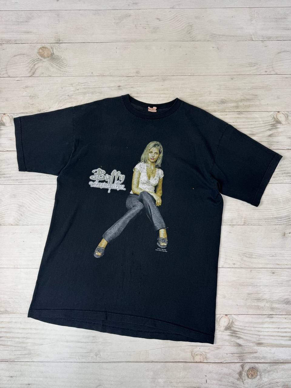Vintage Vintage Buffy The Vampire Slayer 1999 T Shirt Movie Size US XL / EU 56 / 4 - 1 Thumbnail