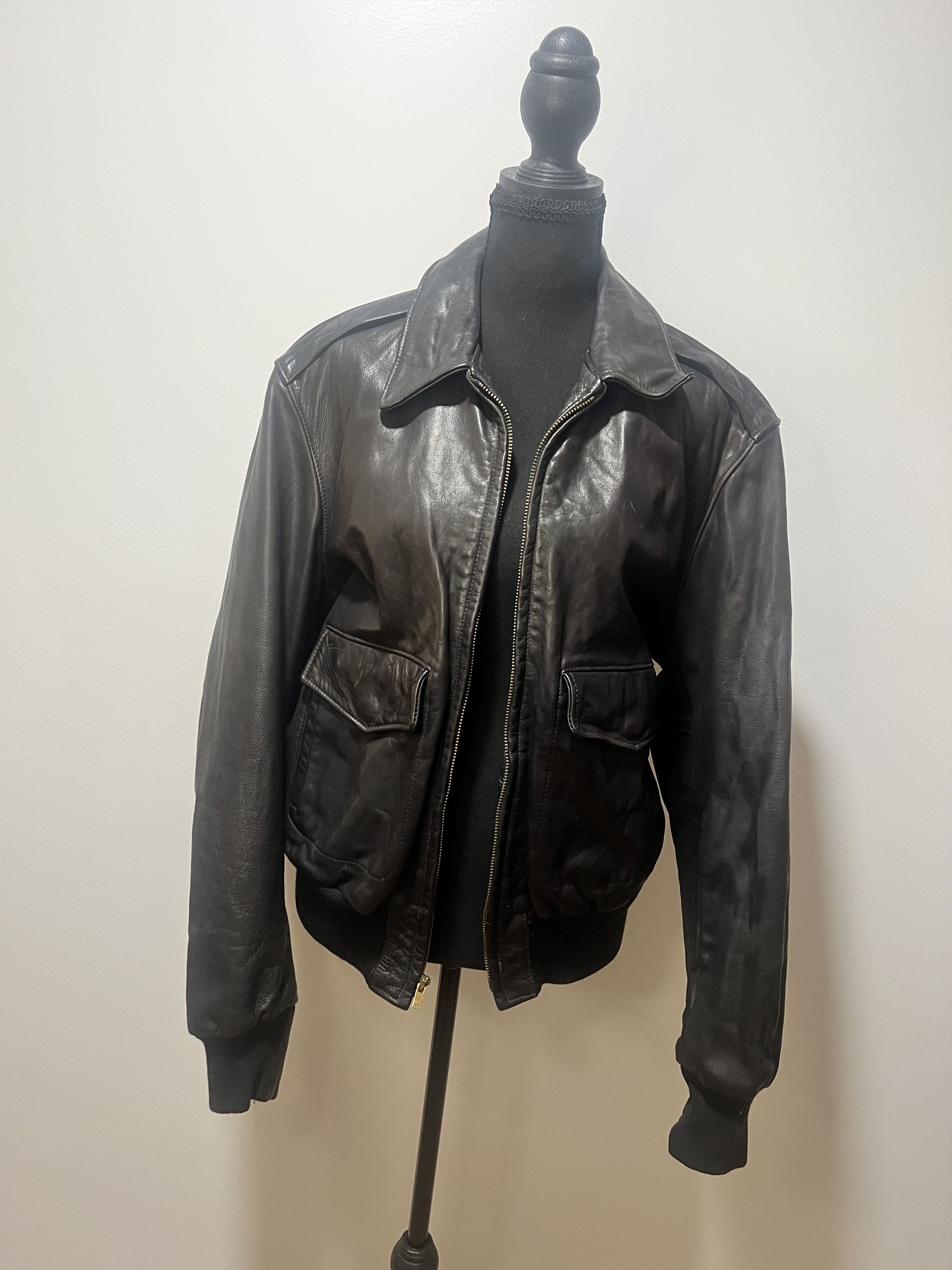 Golden Bear VINTAGE GOLDEN BEAR LEATHER BOMBER JACKET Size 42 Size M / US 6-8 / IT 42-44 - 4 Thumbnail