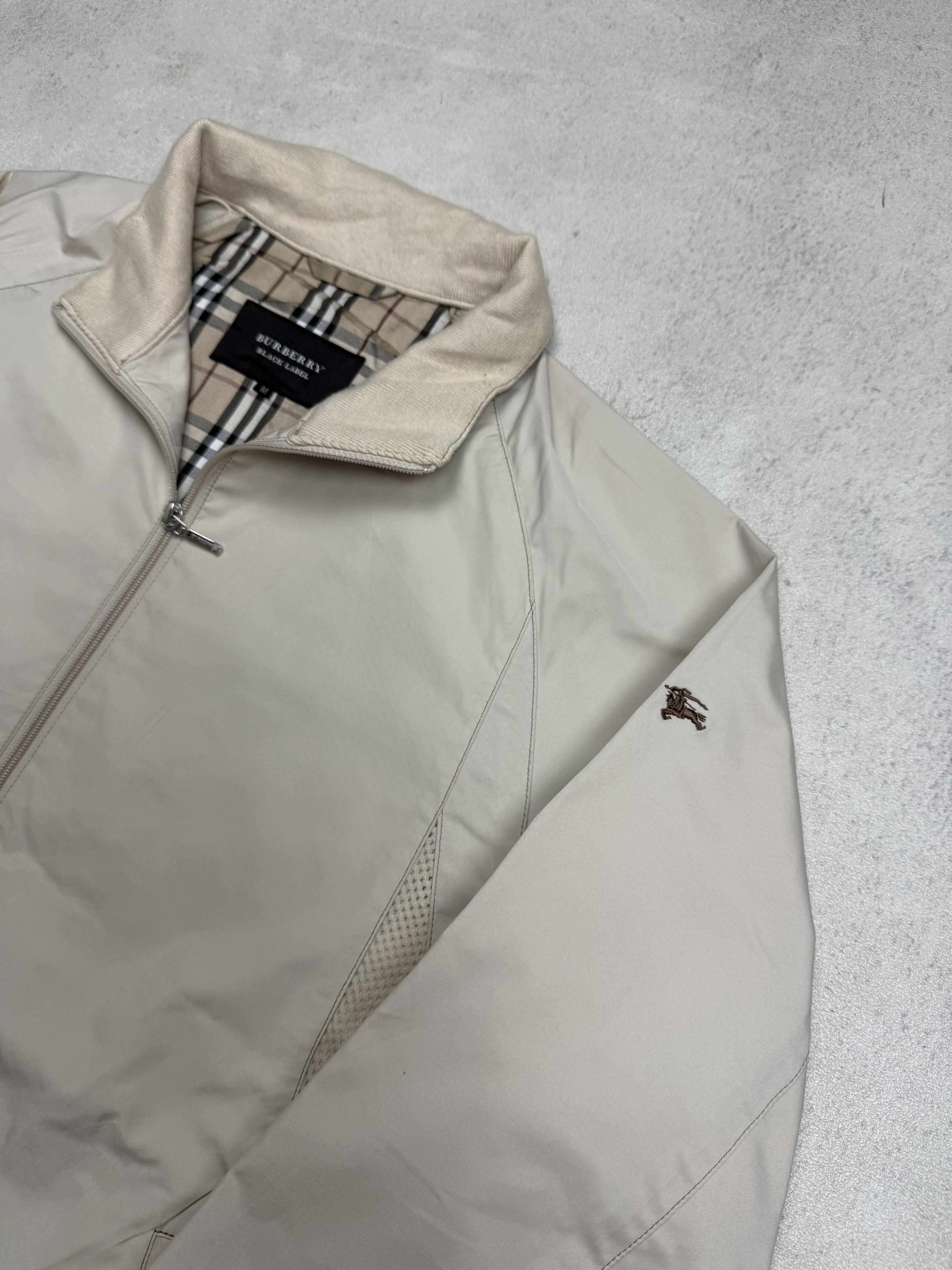 Burberry Vintage Burberry Black Label Beige Jacket Size US S / EU 44-46 / 1 - 5 Thumbnail
