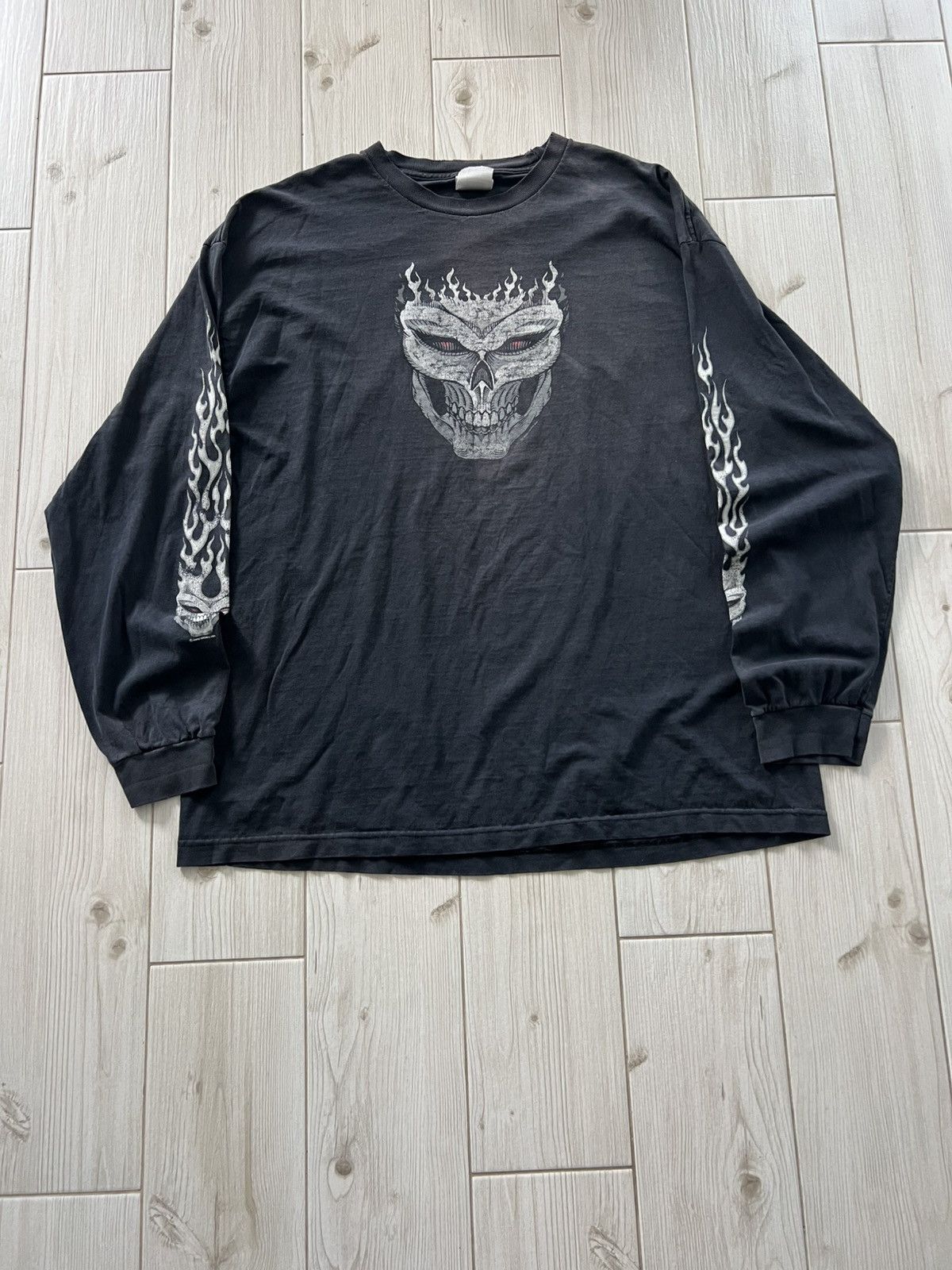 Band Tees Vintage 2000s Skull Flame Long Sleeve XXL Y2K Gothic Biker Size US XXL / EU 58 / 5 - 3 Thumbnail
