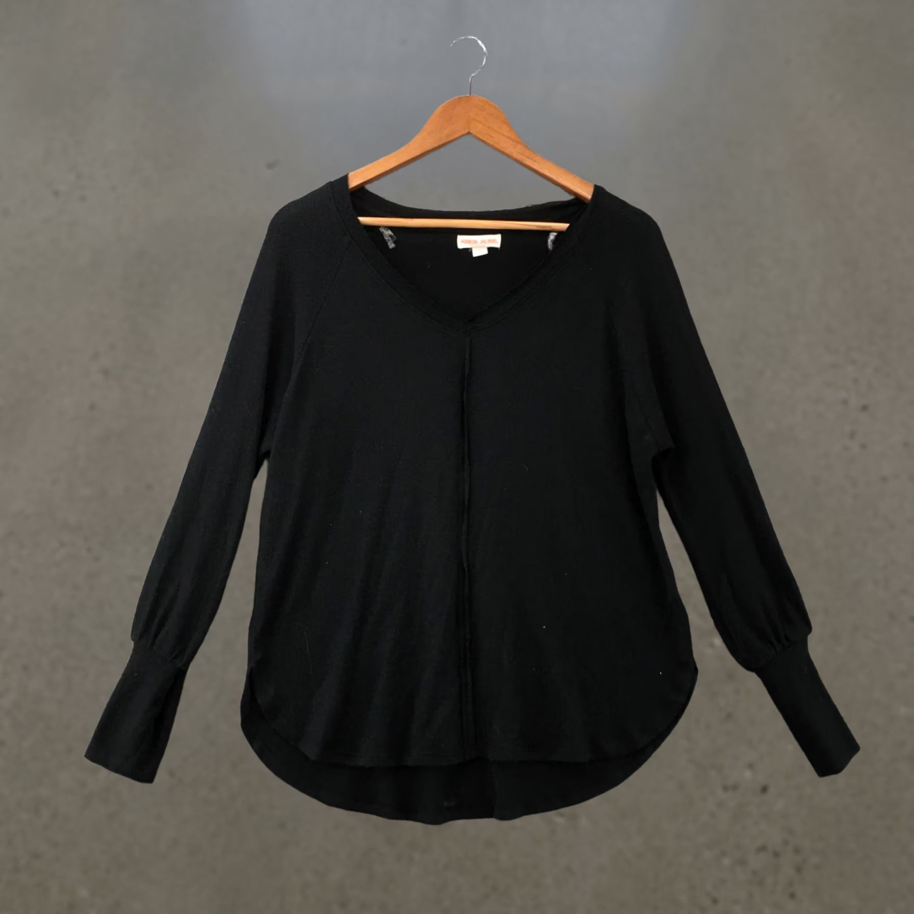 Vintage Knox Rose Vneck Sweater Womens S Black Rayon Blends Long Sleeve Pullover Casual Size S / US 4 / IT 40 - 1 Thumbnail