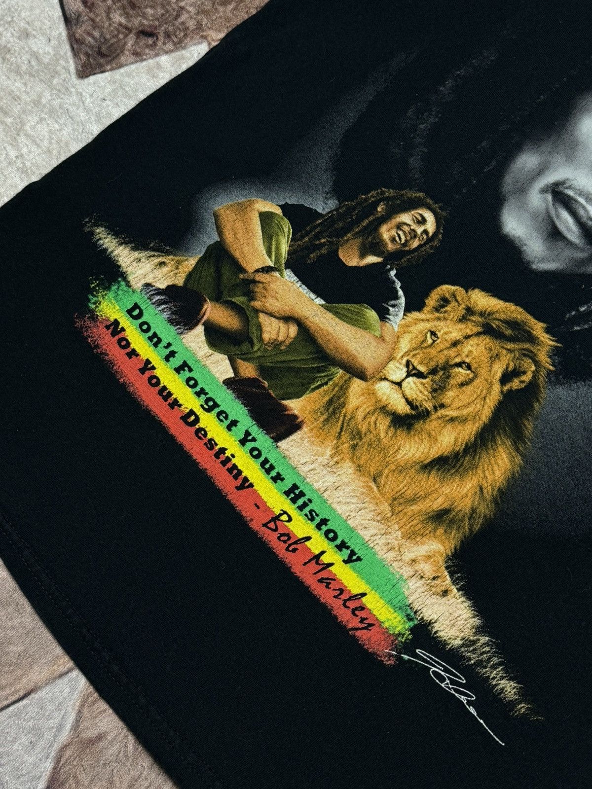 Vintage BOB MARLEY RASTA TEE T-SHIRT SIZE M Size US M / EU 48-50 / 2 - 13 Thumbnail