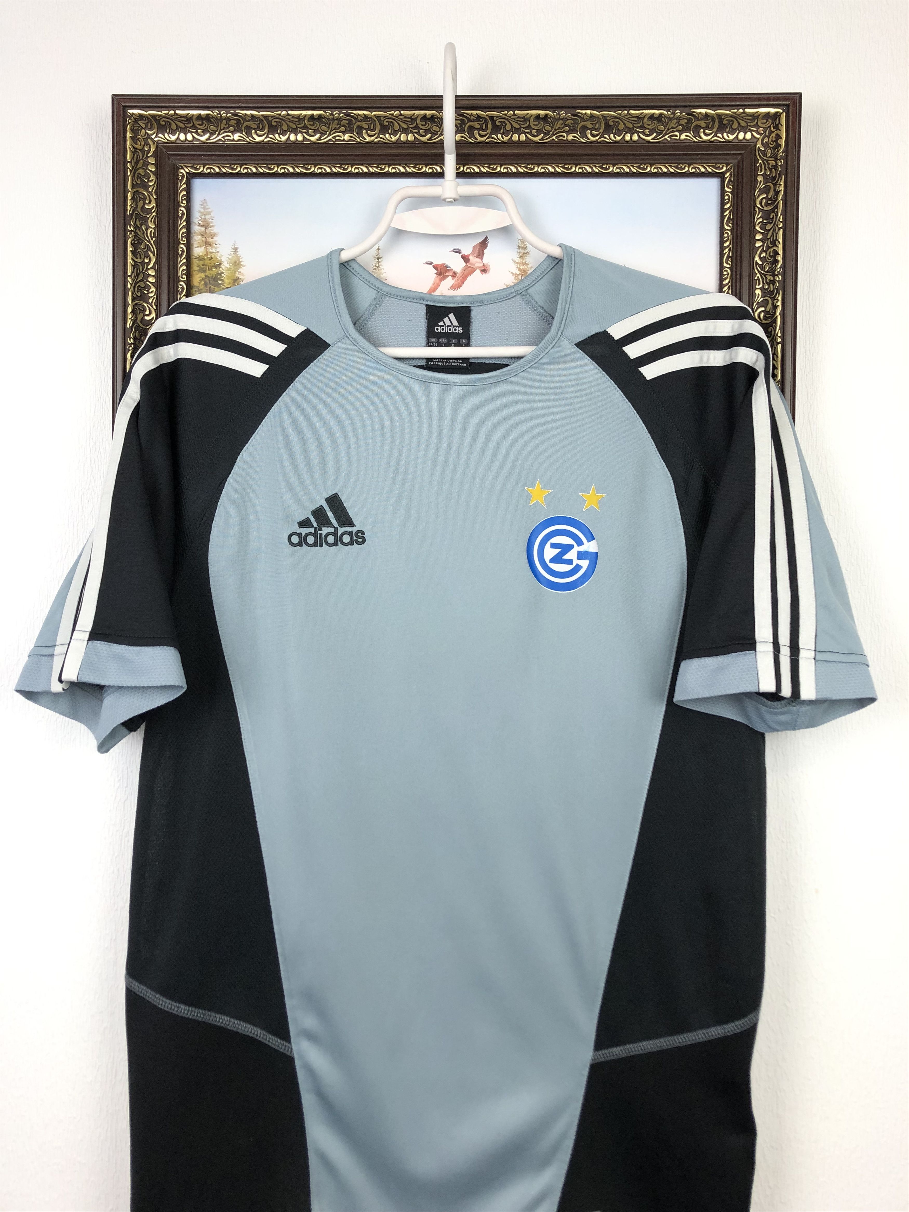 Nike Vintage Adidas Grasshoppers Football Shirt Soccer Jersey Size US S / EU 44-46 / 1 - 2 Thumbnail