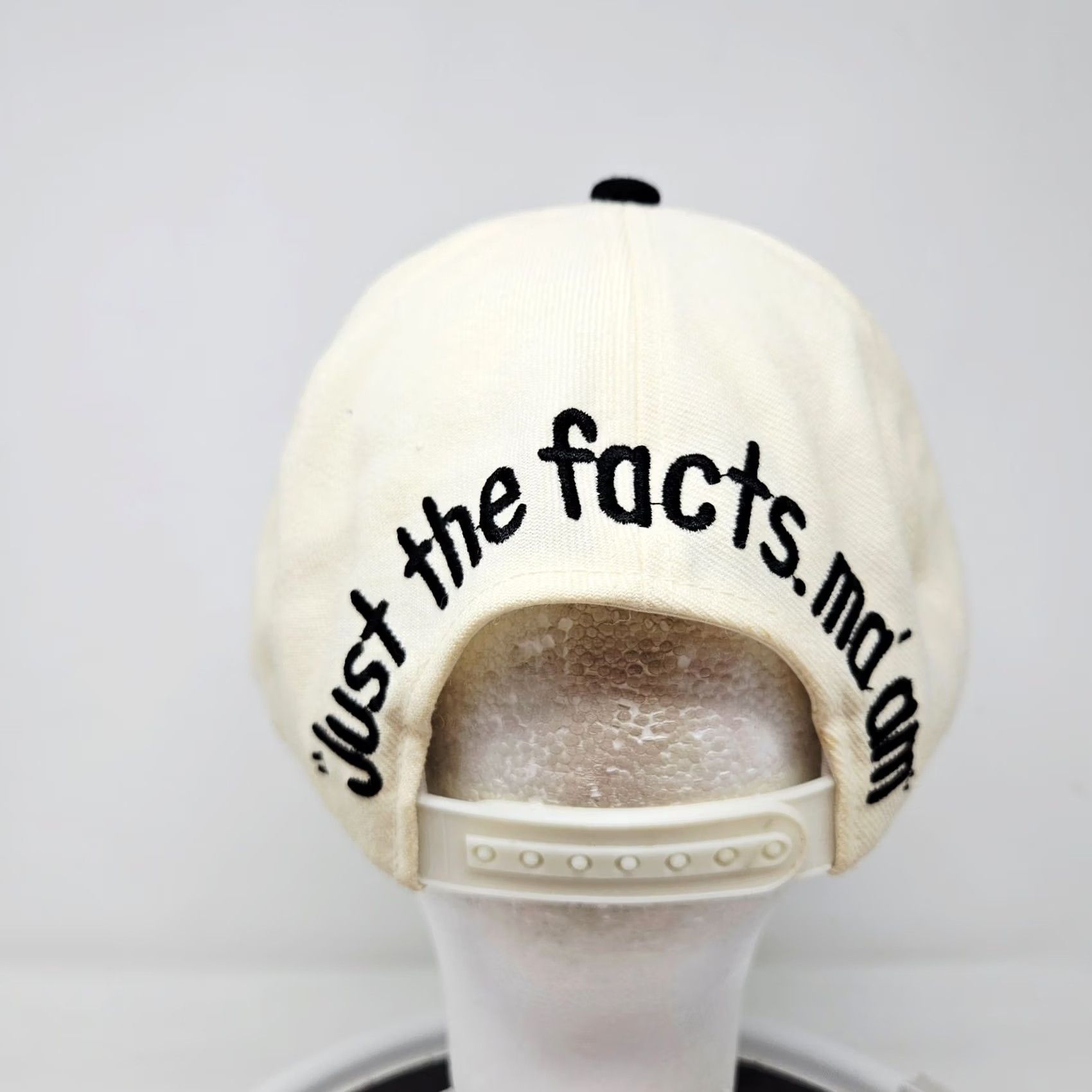 American Needle VINTAGE American Needle Dragnet Just The Facts Ma’am Snapback Hat White 90s Mens One Size Adjustable Cotton Solid Hat Size ONE SIZE - 4 Thumbnail