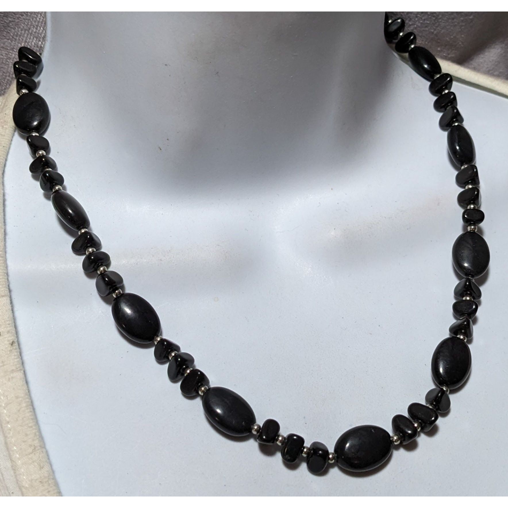 Chaps Preppy Beaded Chaps Black And Silver Necklace Size ONE SIZE - 2 Thumbnail