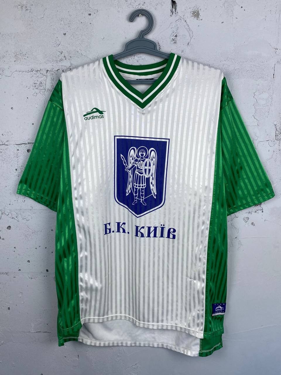 Vintage Hype Blockcore Soccer Vintage Ukraine Angel Jersey Size US XXL / EU 58 / 5 - 1 Thumbnail