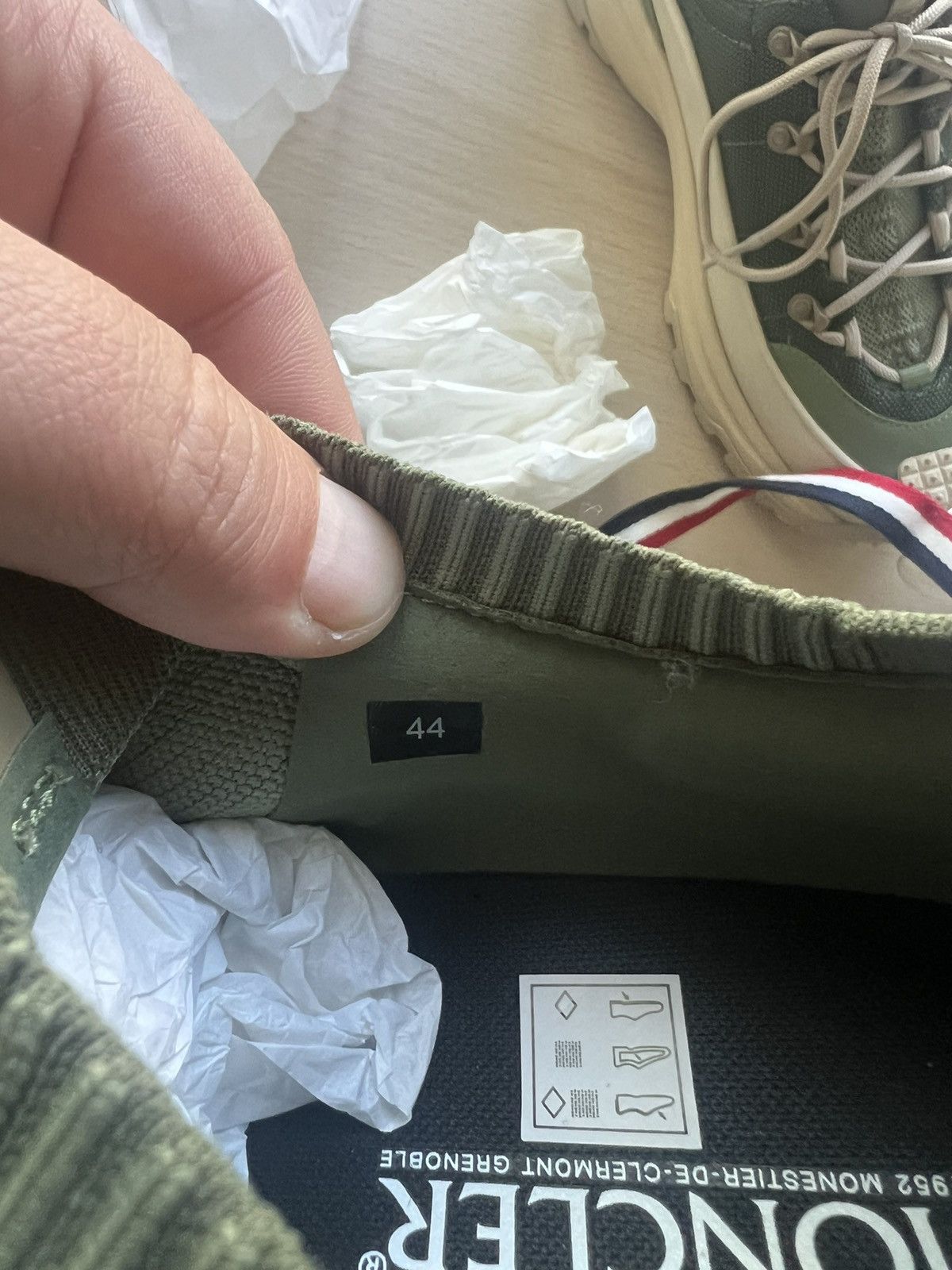 Moncler Trailgrip Lite 3 size 44 Size US 10 / EU 43 - 13 Thumbnail